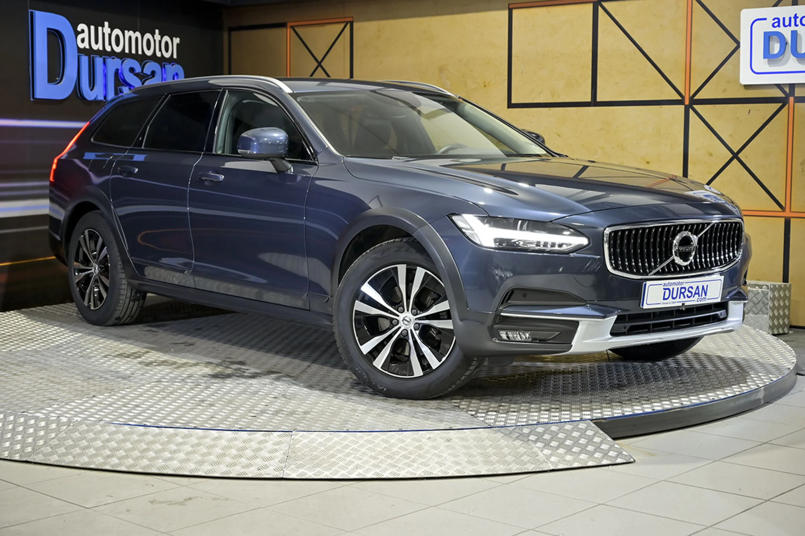 Volvo V90 Cross Country 2.0 D4 AWD Auto - Foto 3