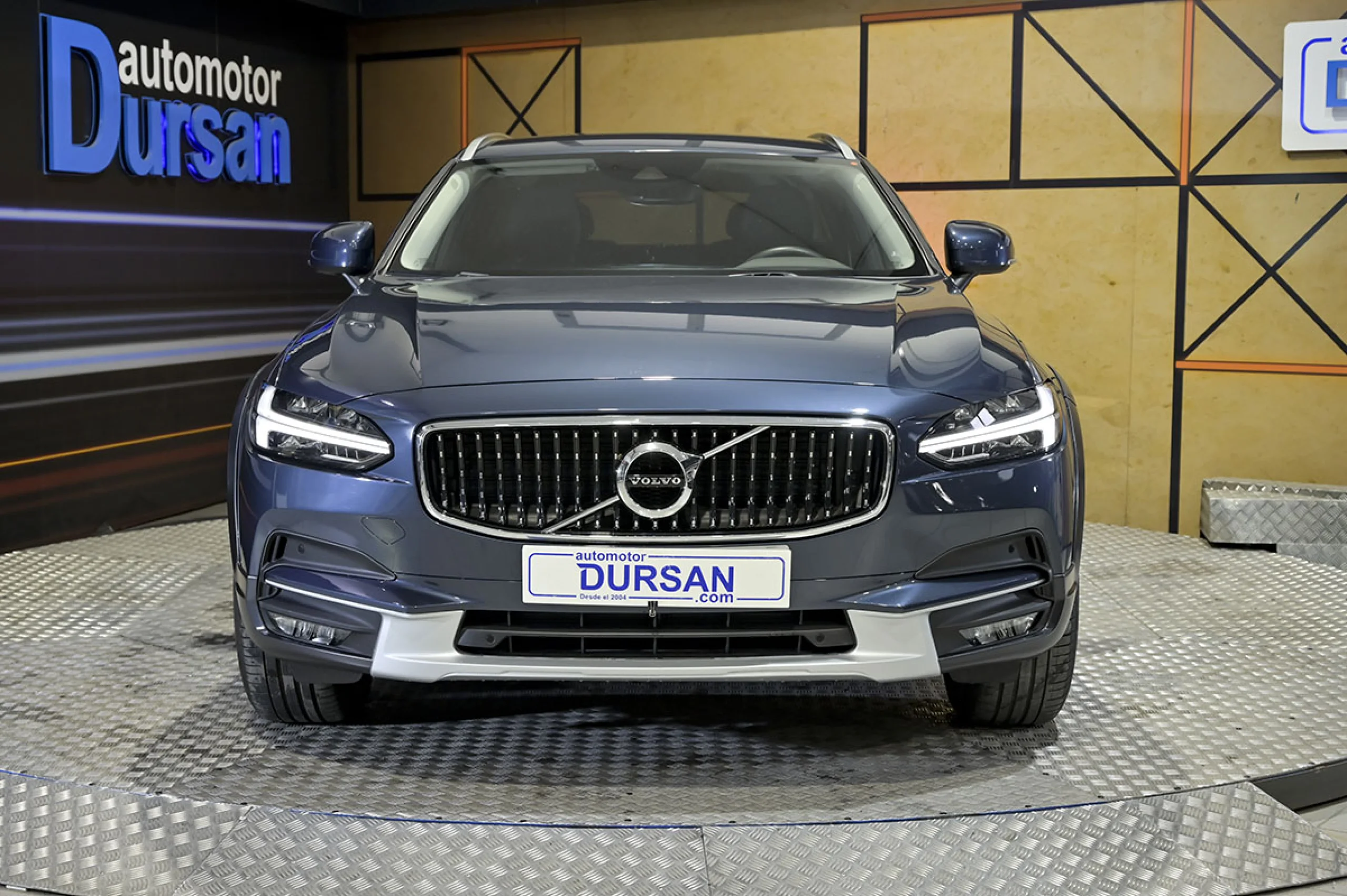 Volvo V90 Cross Country 2.0 D4 AWD Auto - Foto 2