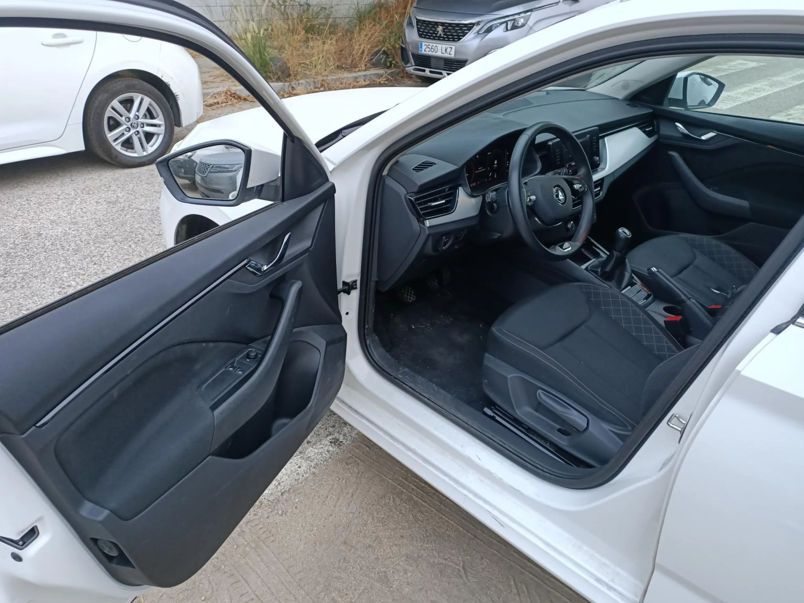 Skoda Kamiq 1.0 TSI 81kW (110CV) Emotion - Foto 5