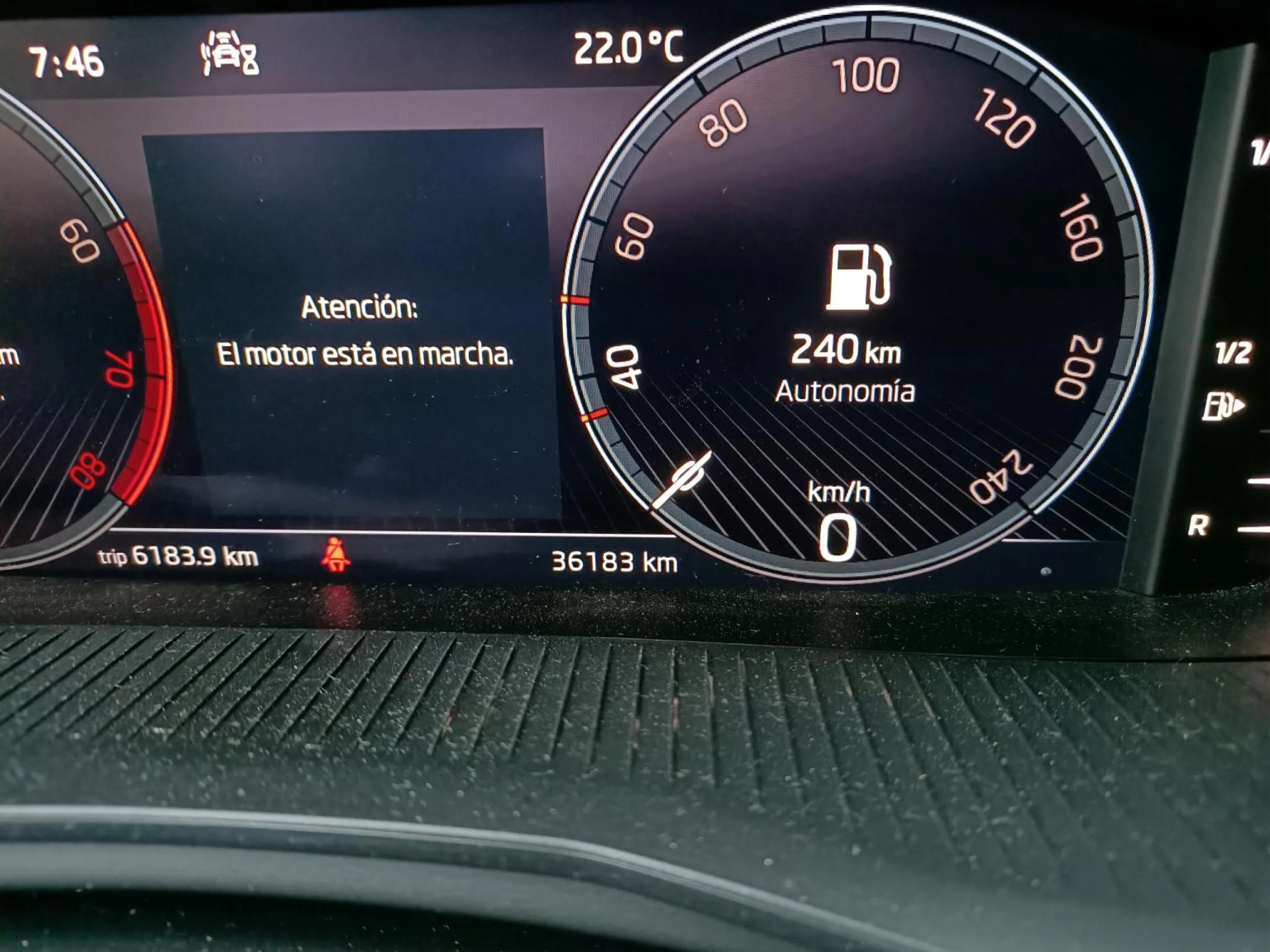 Skoda Kamiq 1.0 TSI 81kW (110CV) Emotion - Foto 6