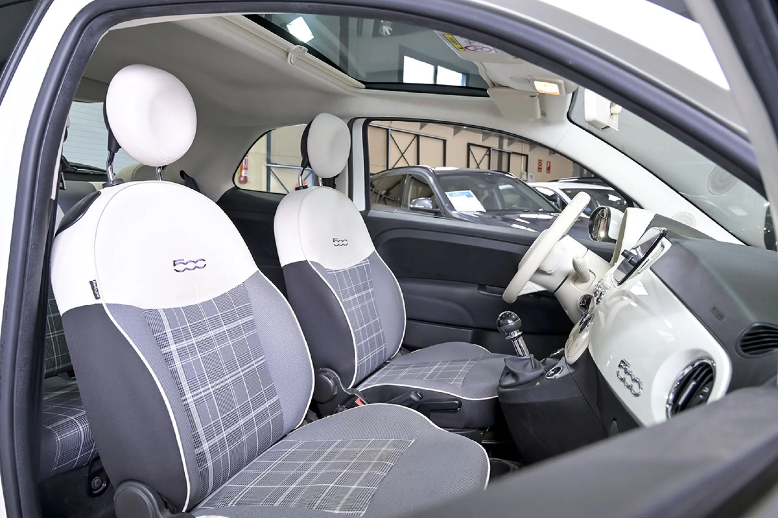 Fiat 500 Lounge 1.0 6v GSE 52KW 70 CV - Foto 27