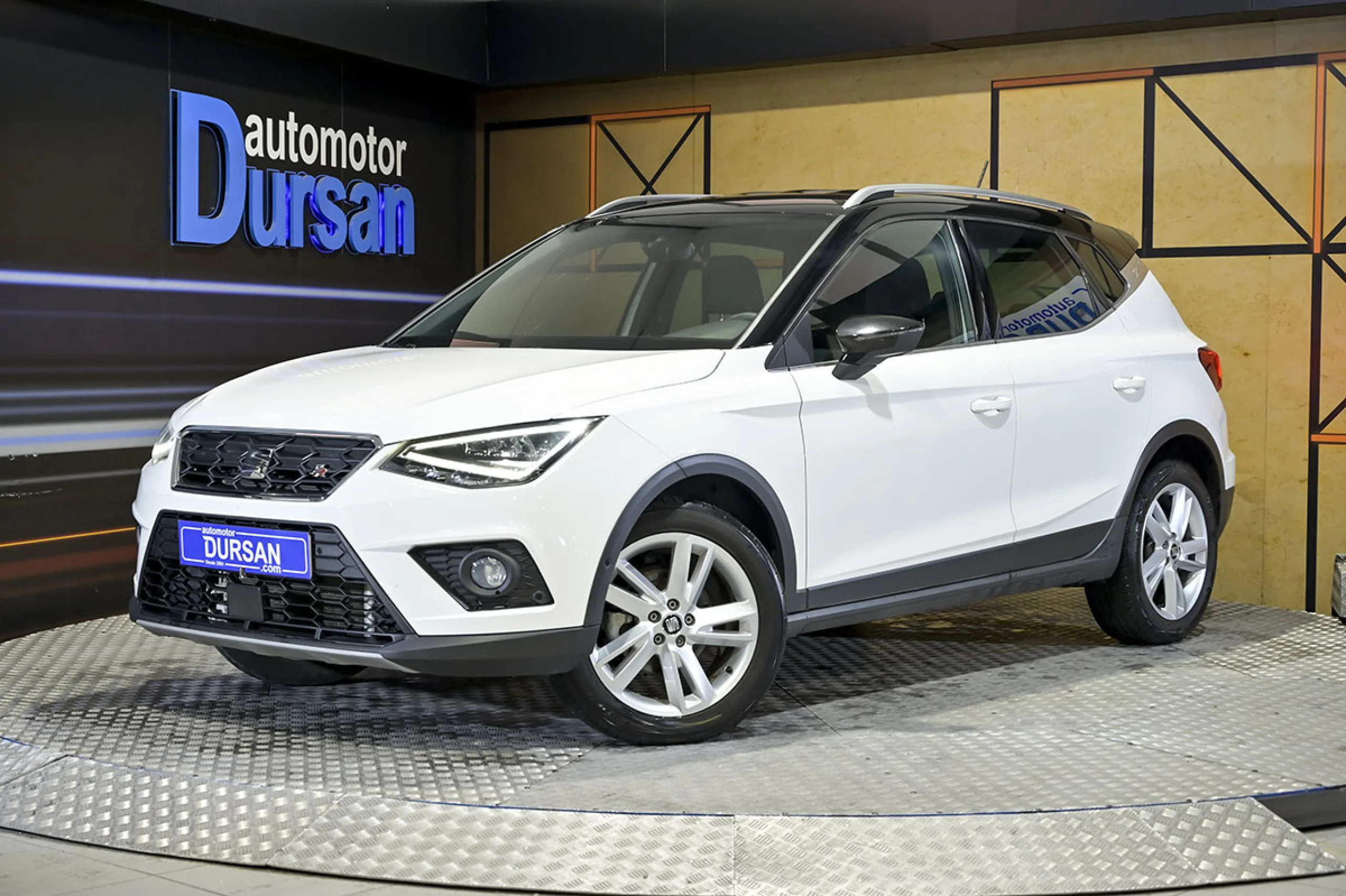 Seat Arona 1.0 TSI 81kW 110CV FR - Foto 1