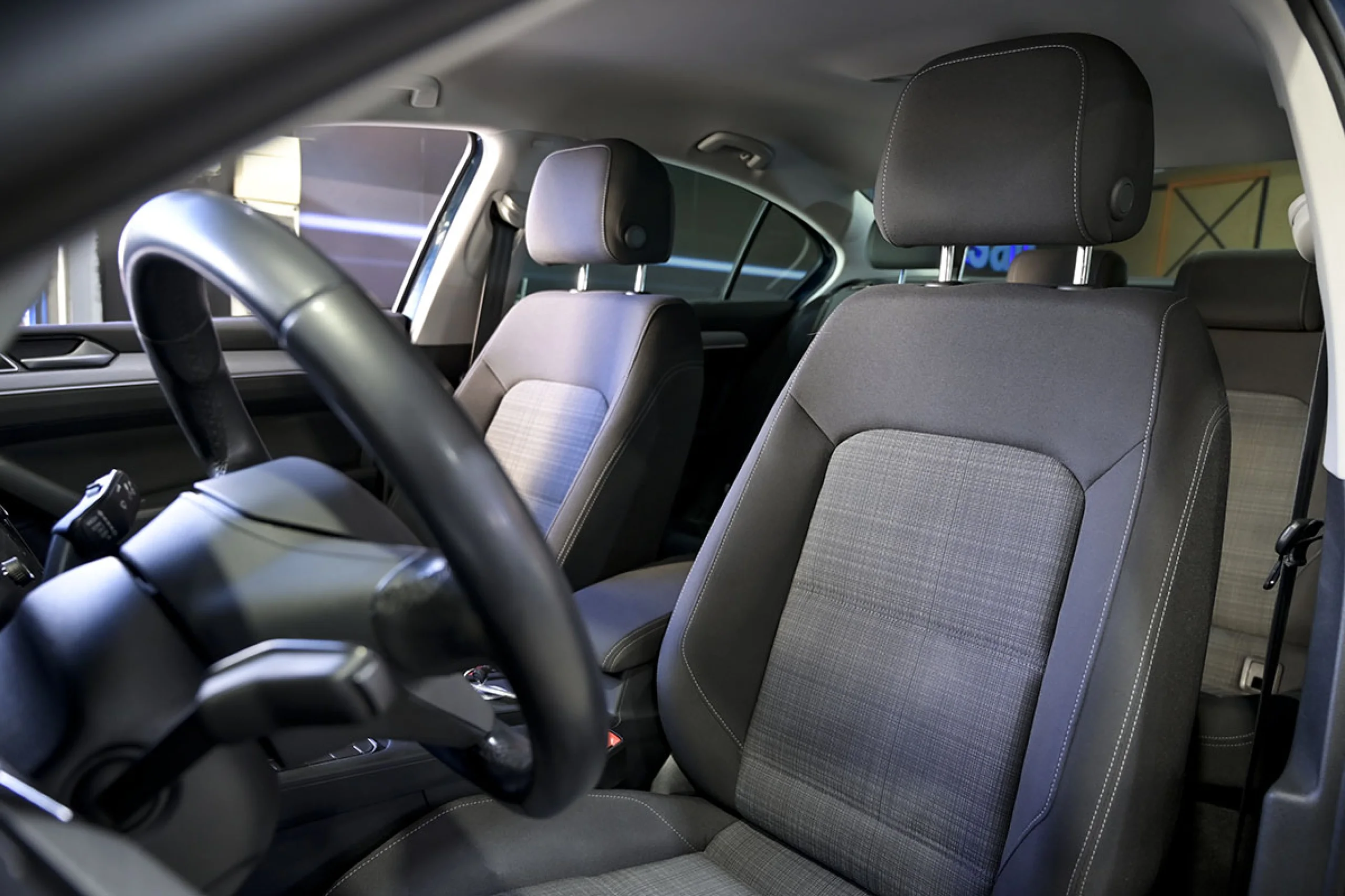 Volkswagen Passat Executive 2.0 TDI 110kW 150CV - Foto 9