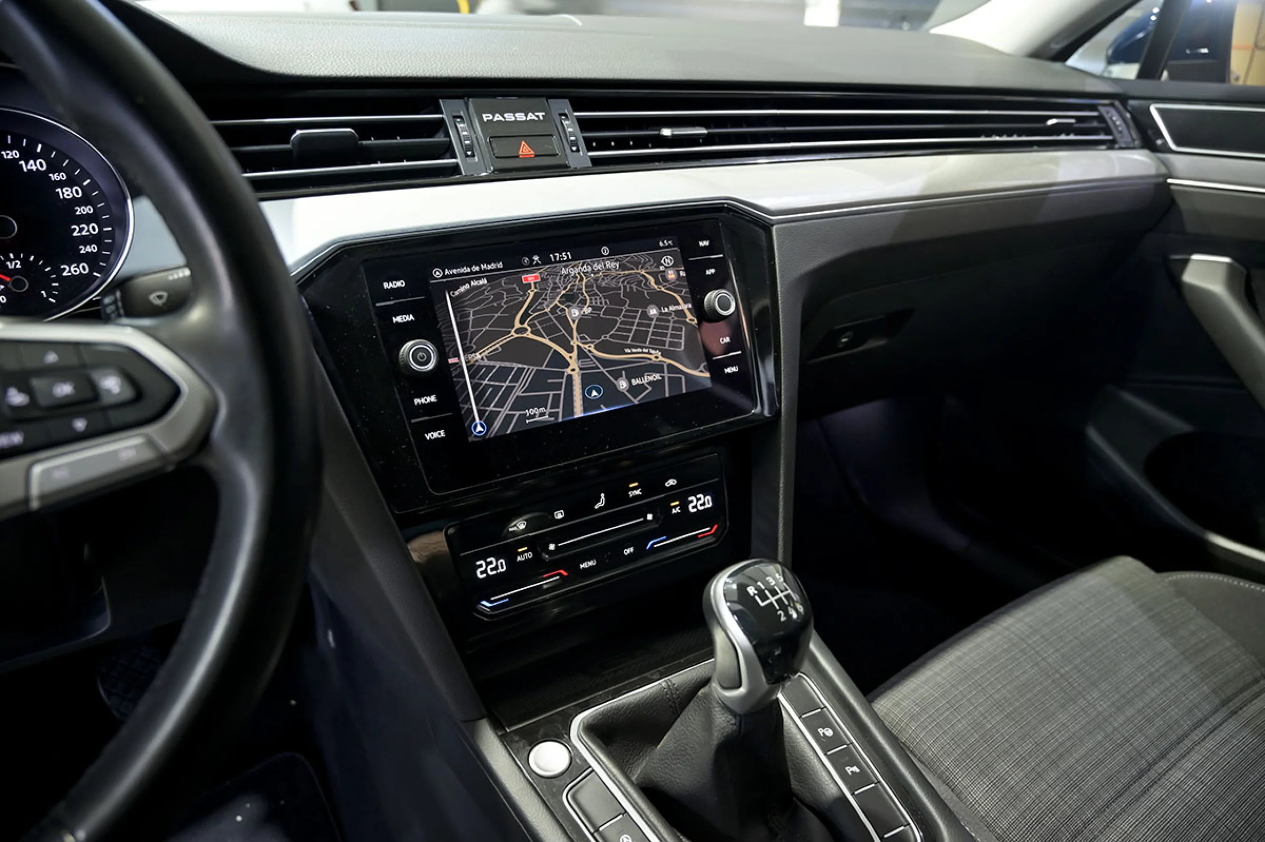 Volkswagen Passat Executive 2.0 TDI 110kW 150CV - Foto 27