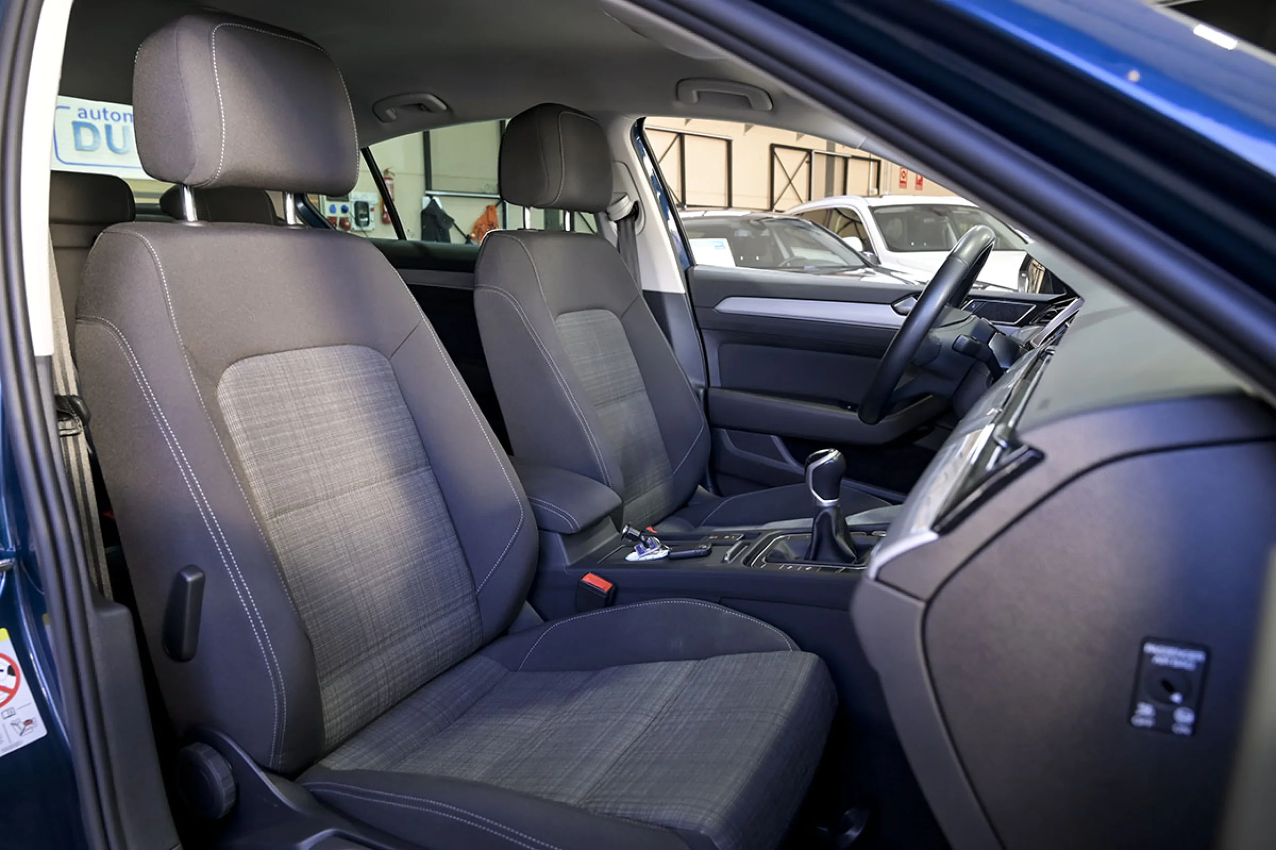 Volkswagen Passat Executive 2.0 TDI 110kW 150CV - Foto 29