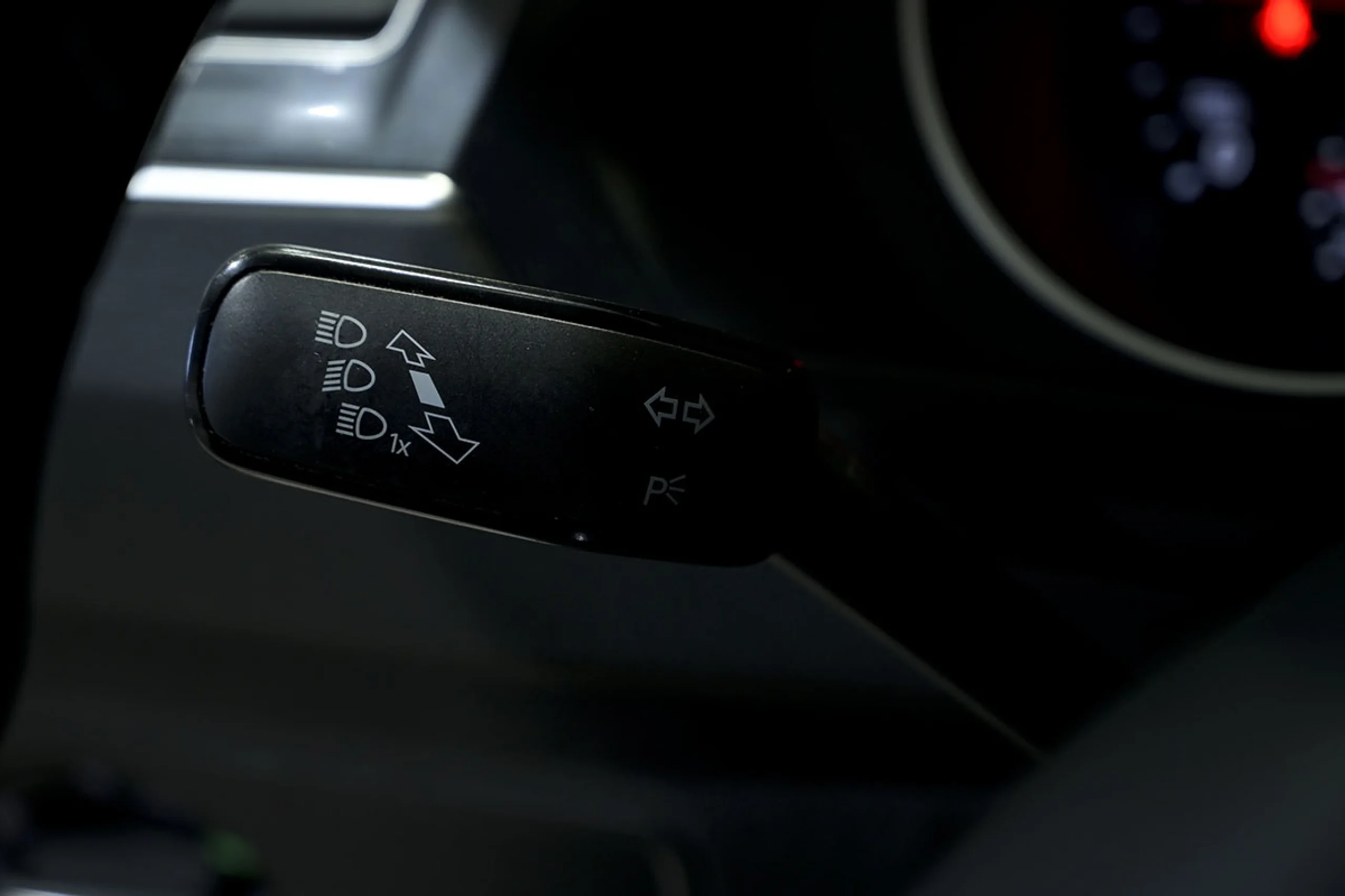 Volkswagen Tiguan Advance 2.0 TDI 110kW 150CV DSG - Foto 25