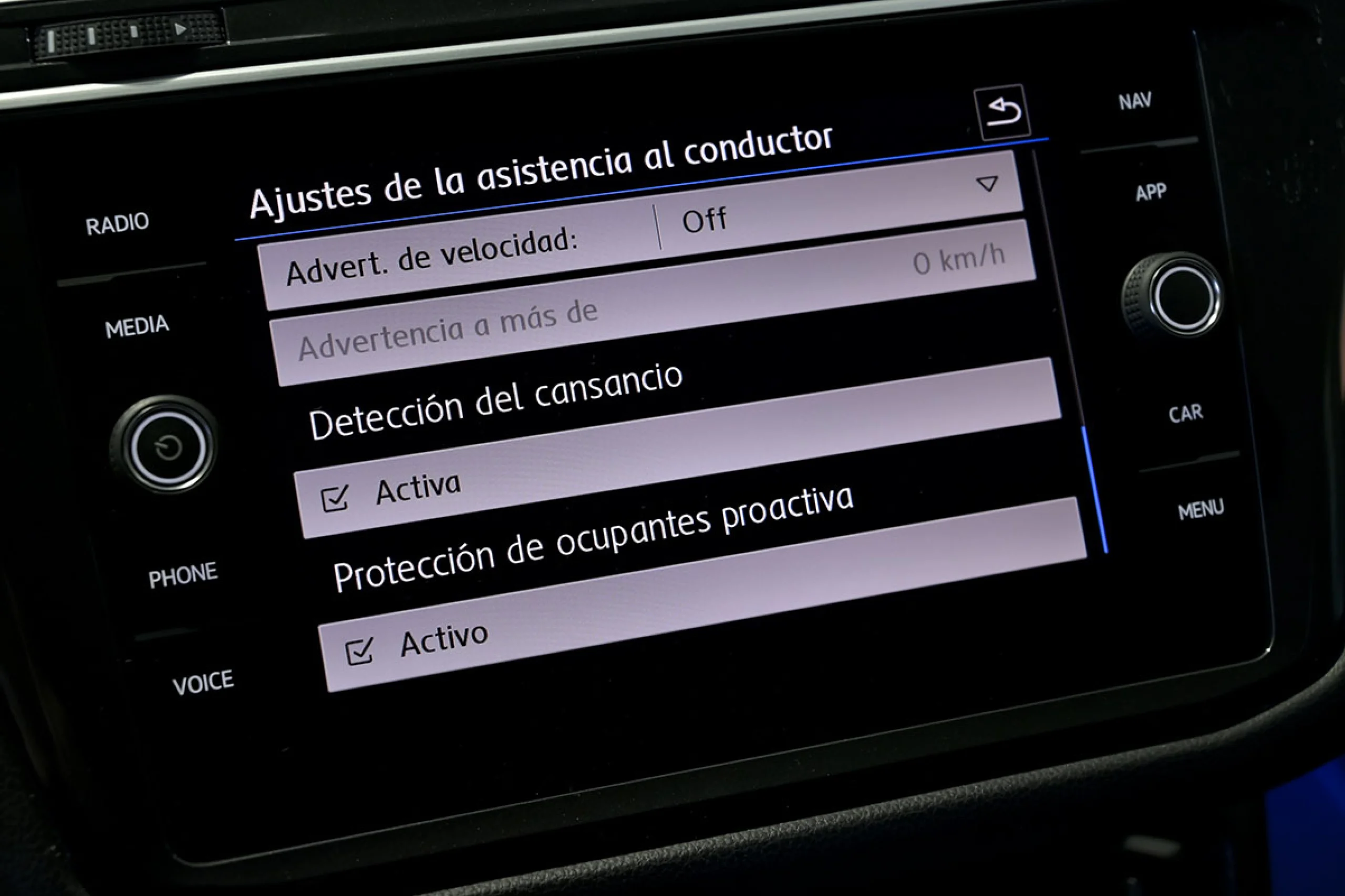 Volkswagen Tiguan Advance 2.0 TDI 110kW 150CV DSG - Foto 32