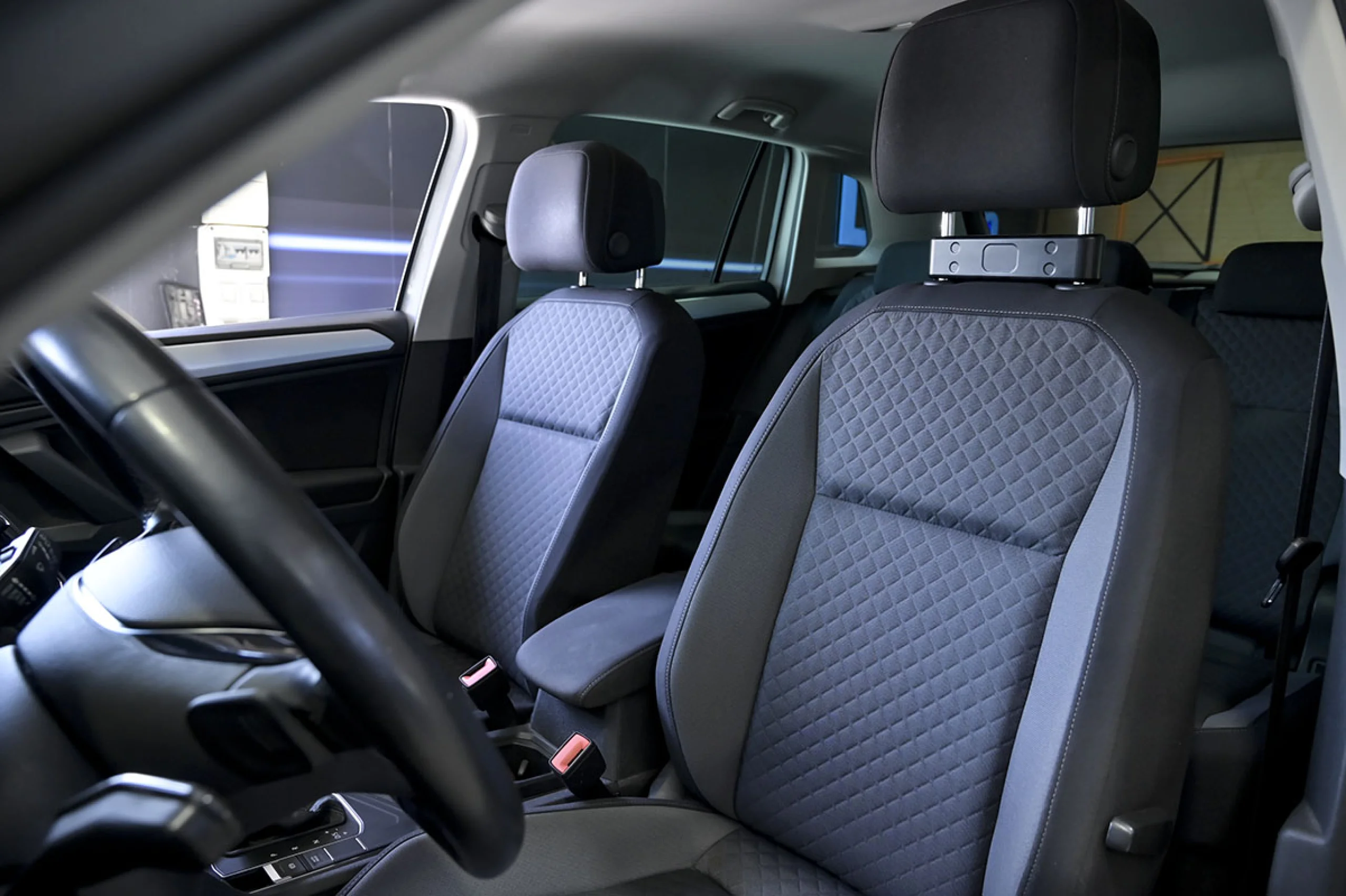 Volkswagen Tiguan Advance 2.0 TDI 110kW 150CV DSG - Foto 9