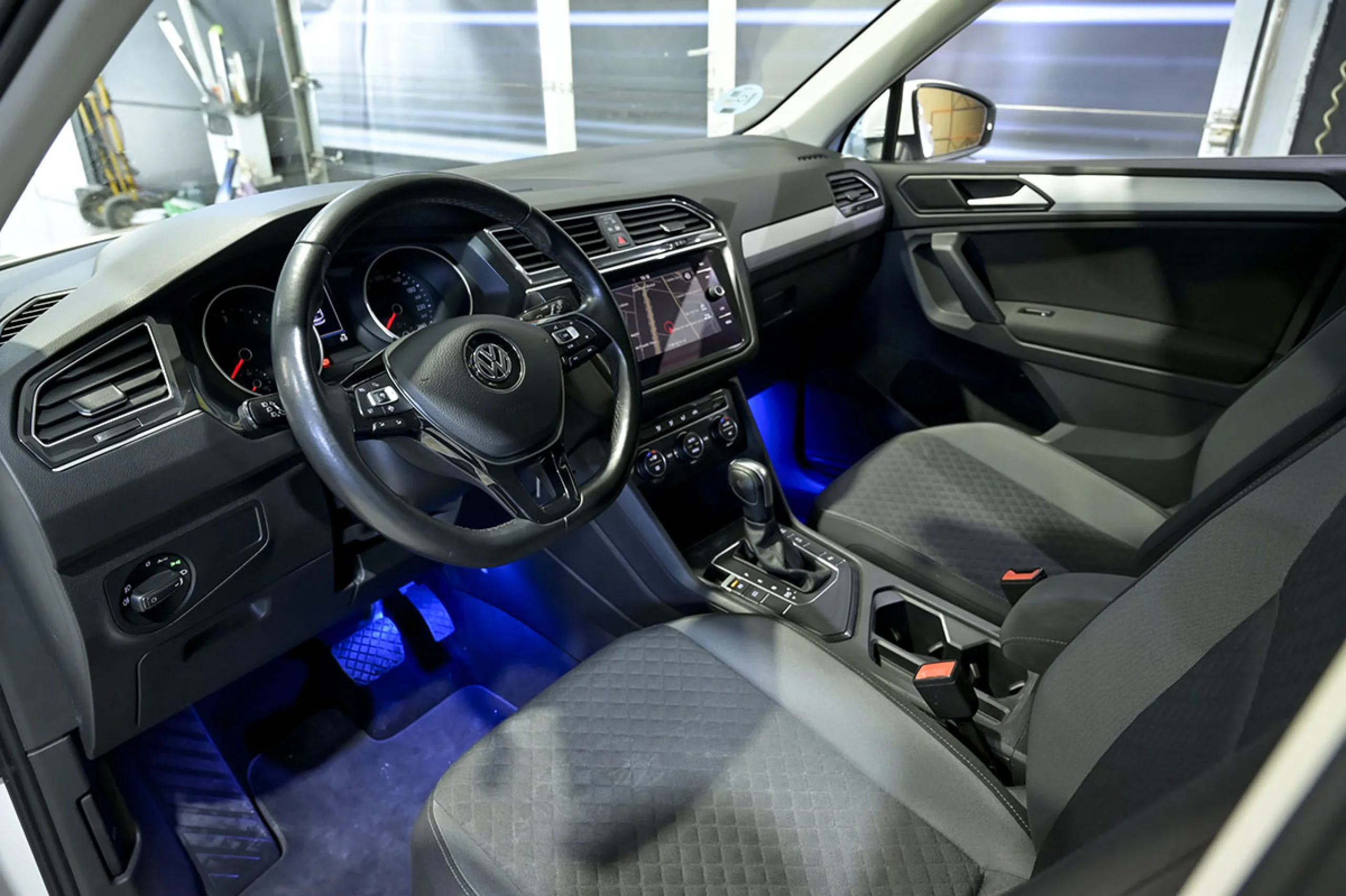 Volkswagen Tiguan Advance 2.0 TDI 110kW 150CV DSG - Foto 6