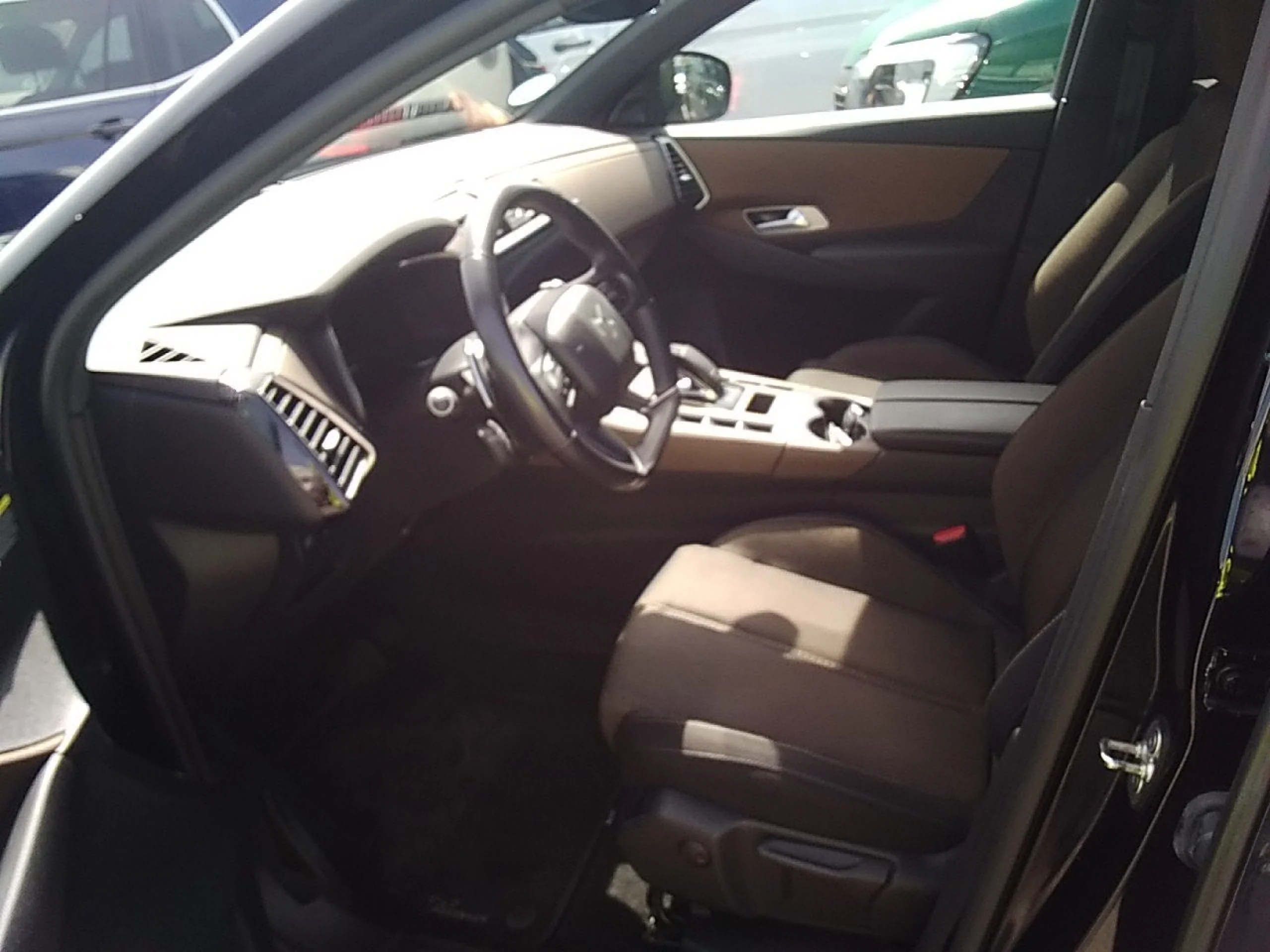 DS DS7 Crossback DS 7 CROSSBACK BlueHDi DE 96kW (130CV) AT Bastille + - Foto 7