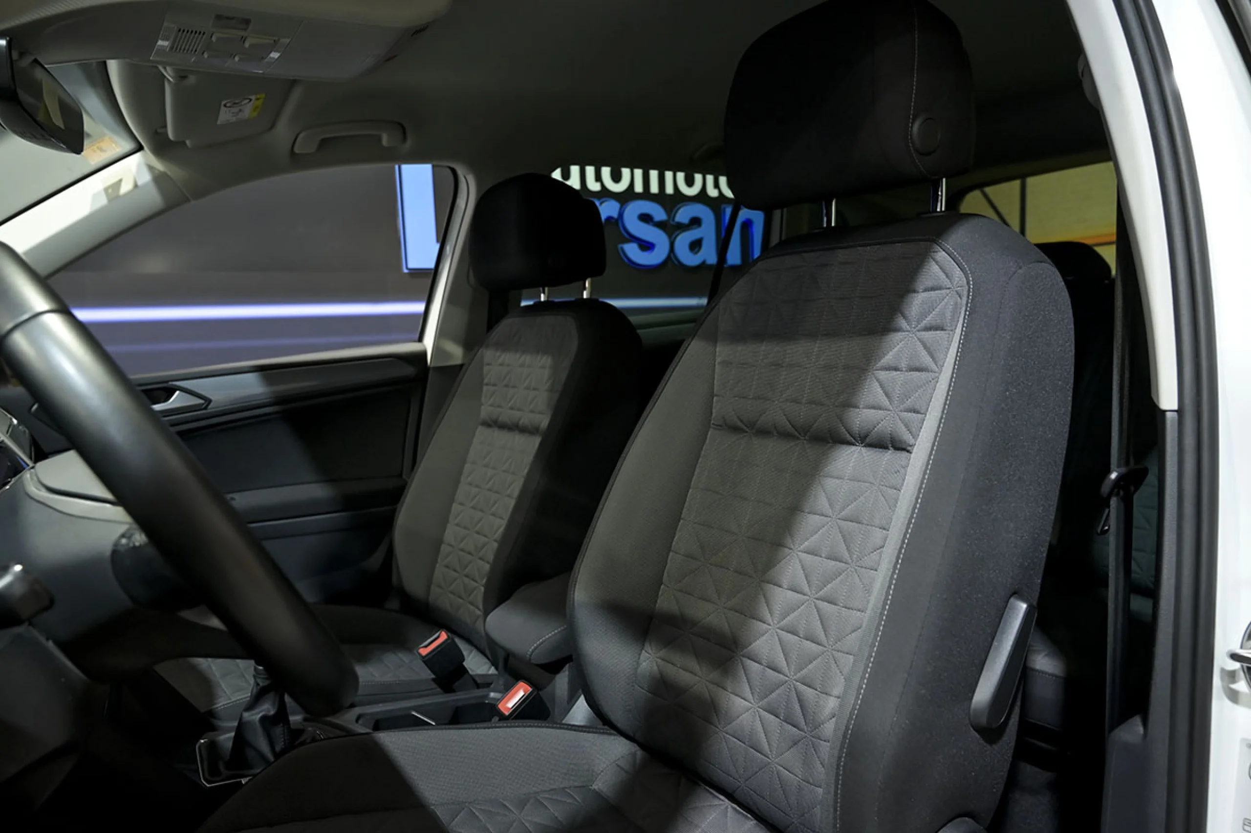 Volkswagen Tiguan Life 2.0 TDI 90kW 122CV - Foto 9