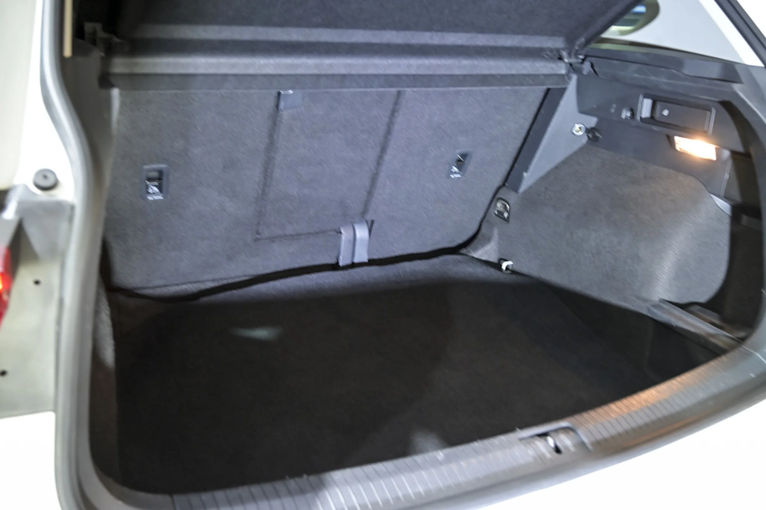 Volkswagen Tiguan Life 2.0 TDI 90kW 122CV - Foto 13