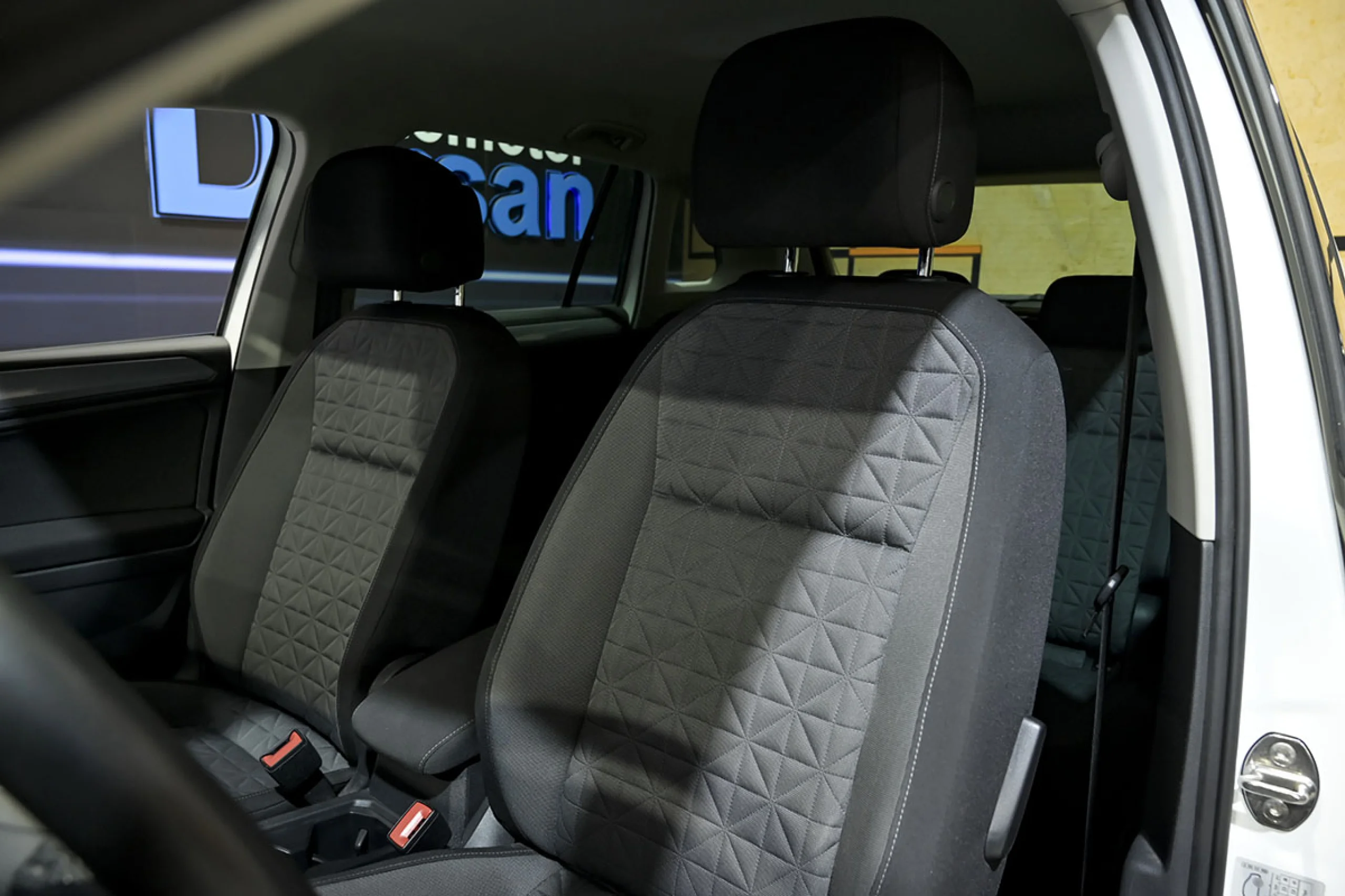 Volkswagen Tiguan Life 2.0 TDI 90kW 122CV - Foto 25