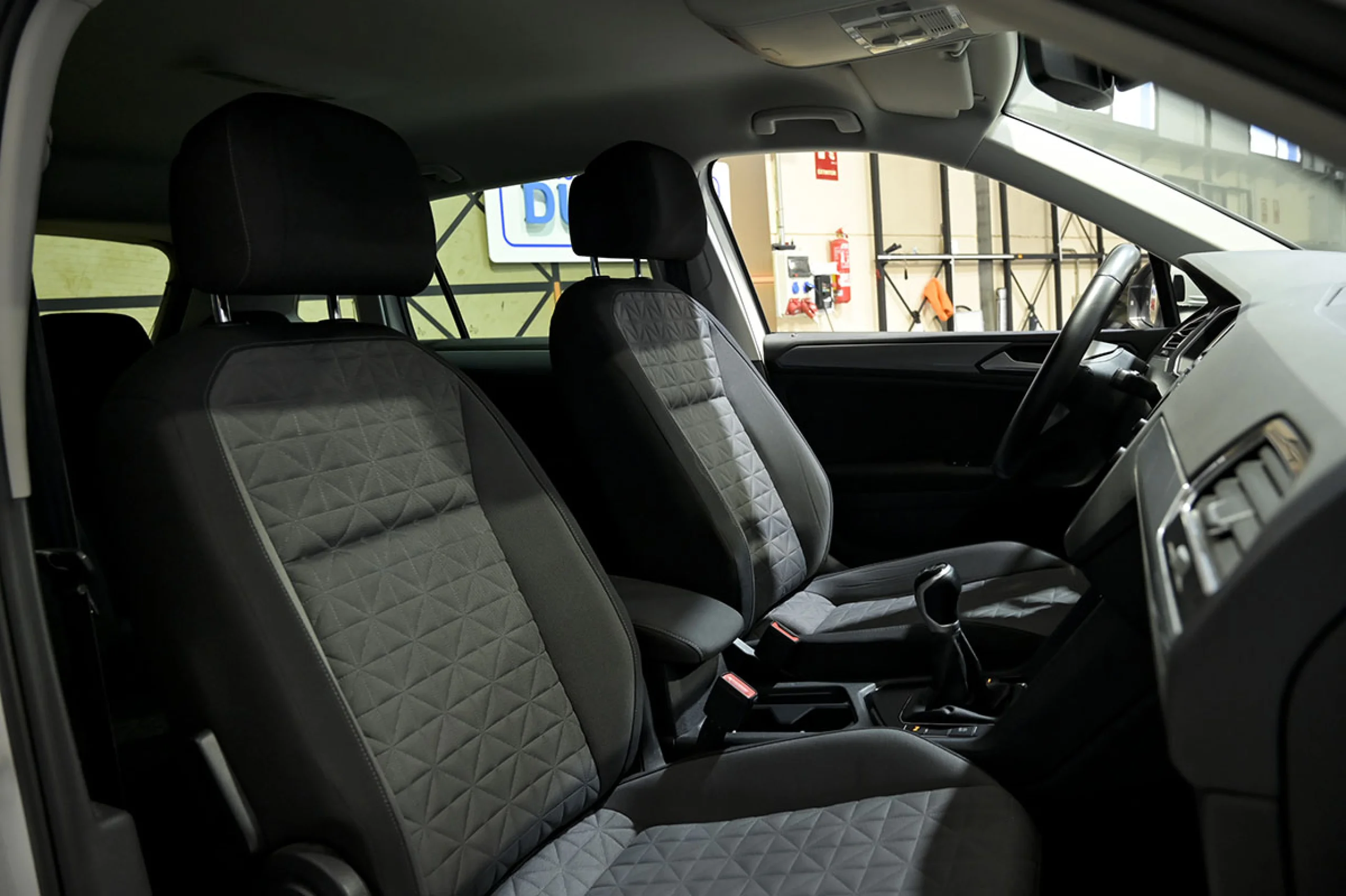 Volkswagen Tiguan Life 2.0 TDI 90kW 122CV - Foto 40