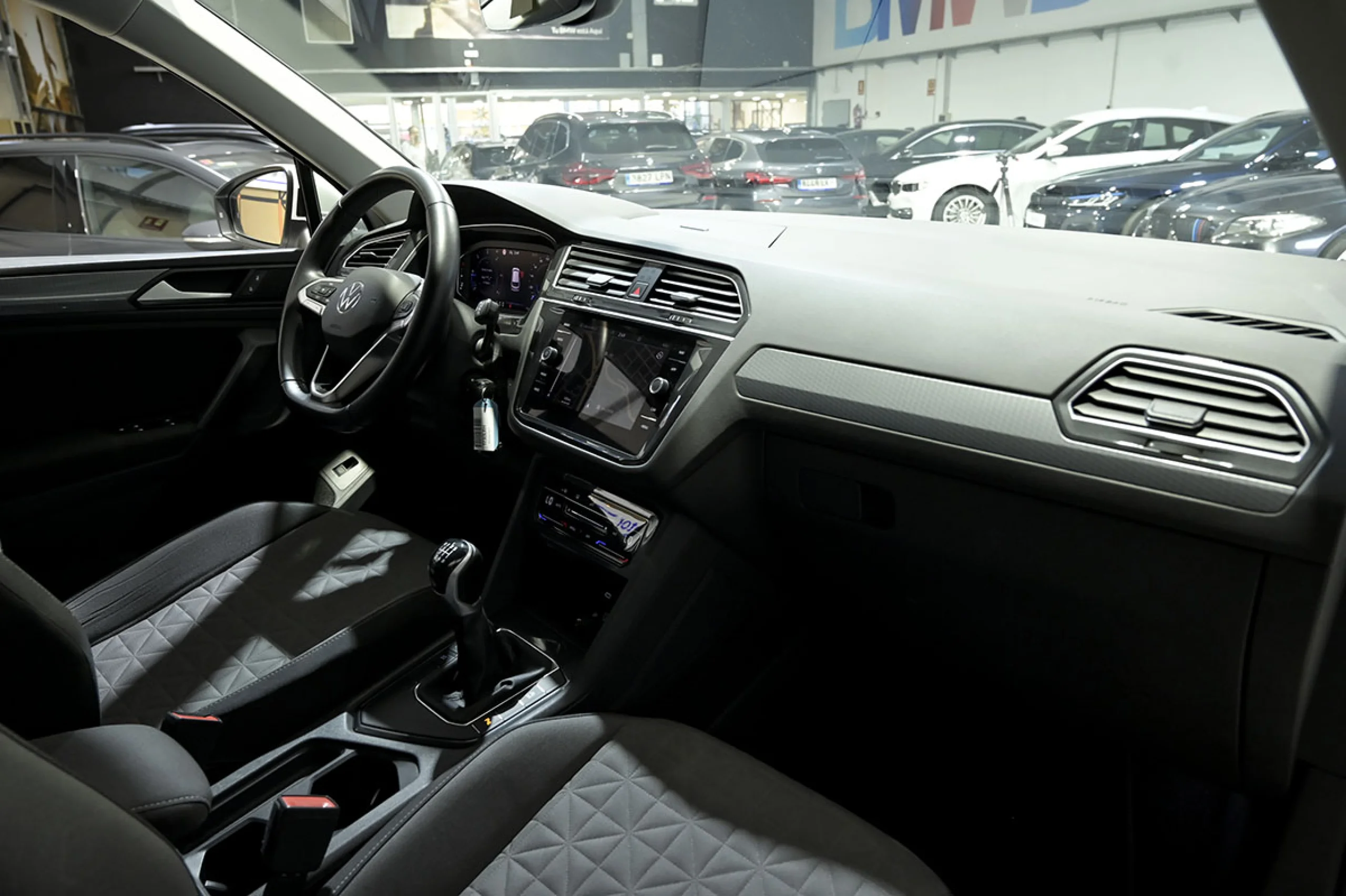 Volkswagen Tiguan Life 2.0 TDI 90kW 122CV - Foto 42