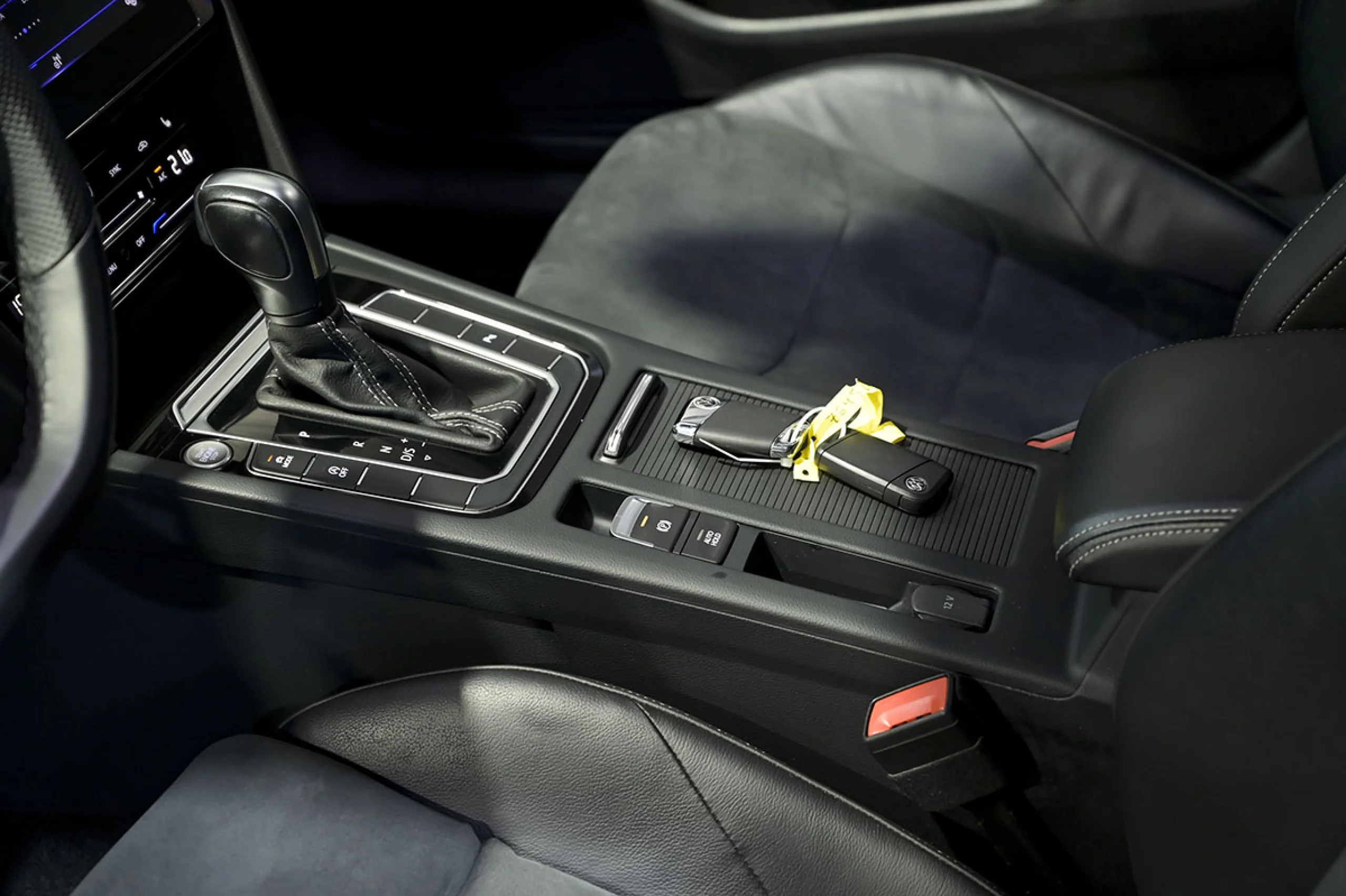 Volkswagen Arteon RLine 2.0 TDI 110kW 150CV DSG - Foto 32