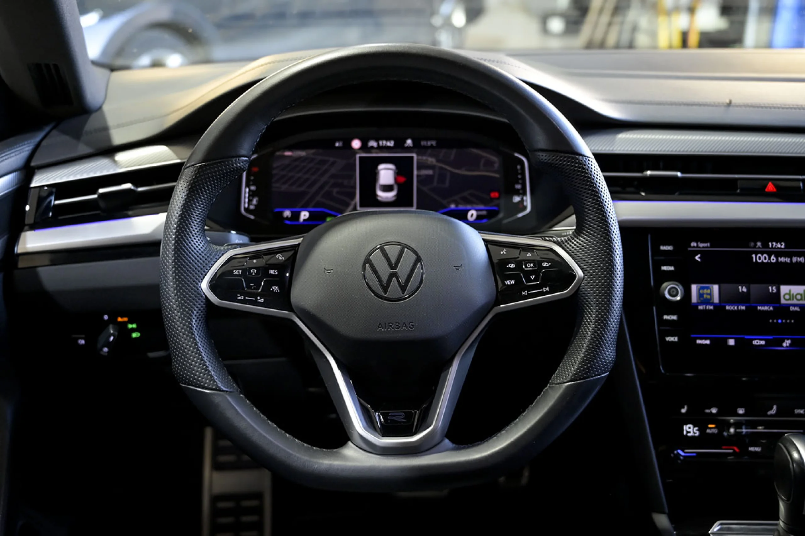 Volkswagen Arteon RLine 2.0 TDI 110kW 150CV DSG - Foto 27