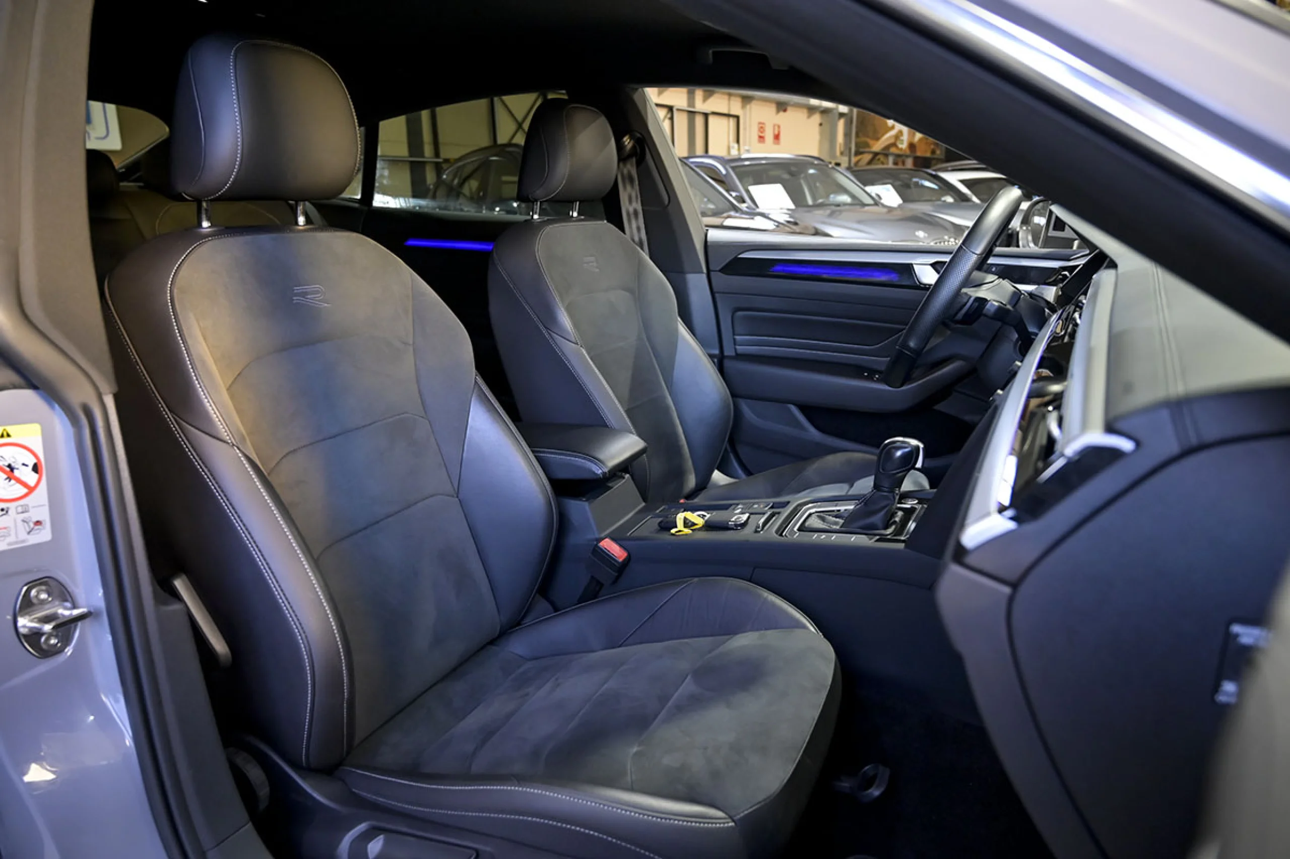 Volkswagen Arteon RLine 2.0 TDI 110kW 150CV DSG - Foto 33