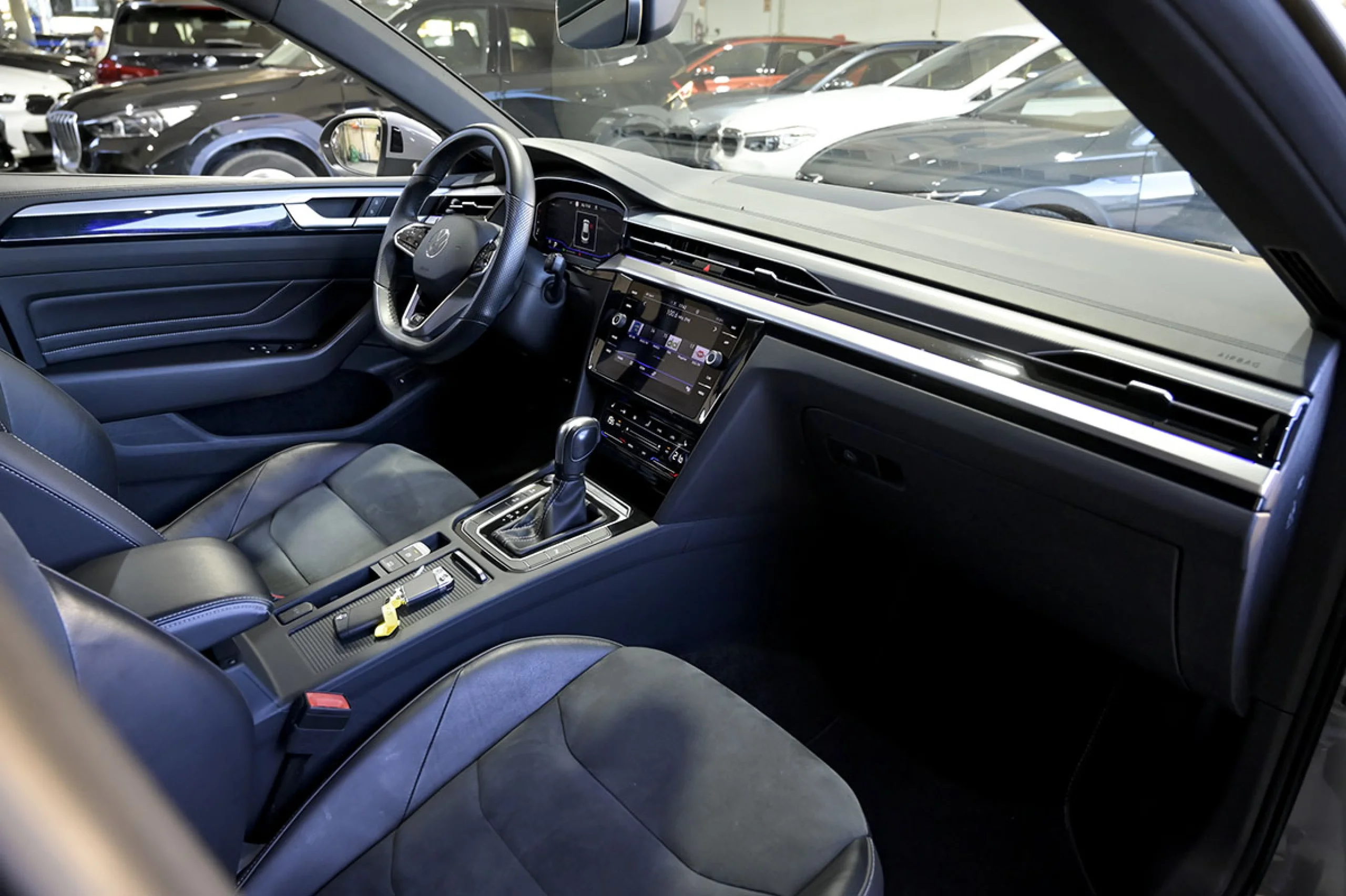 Volkswagen Arteon RLine 2.0 TDI 110kW 150CV DSG - Foto 36