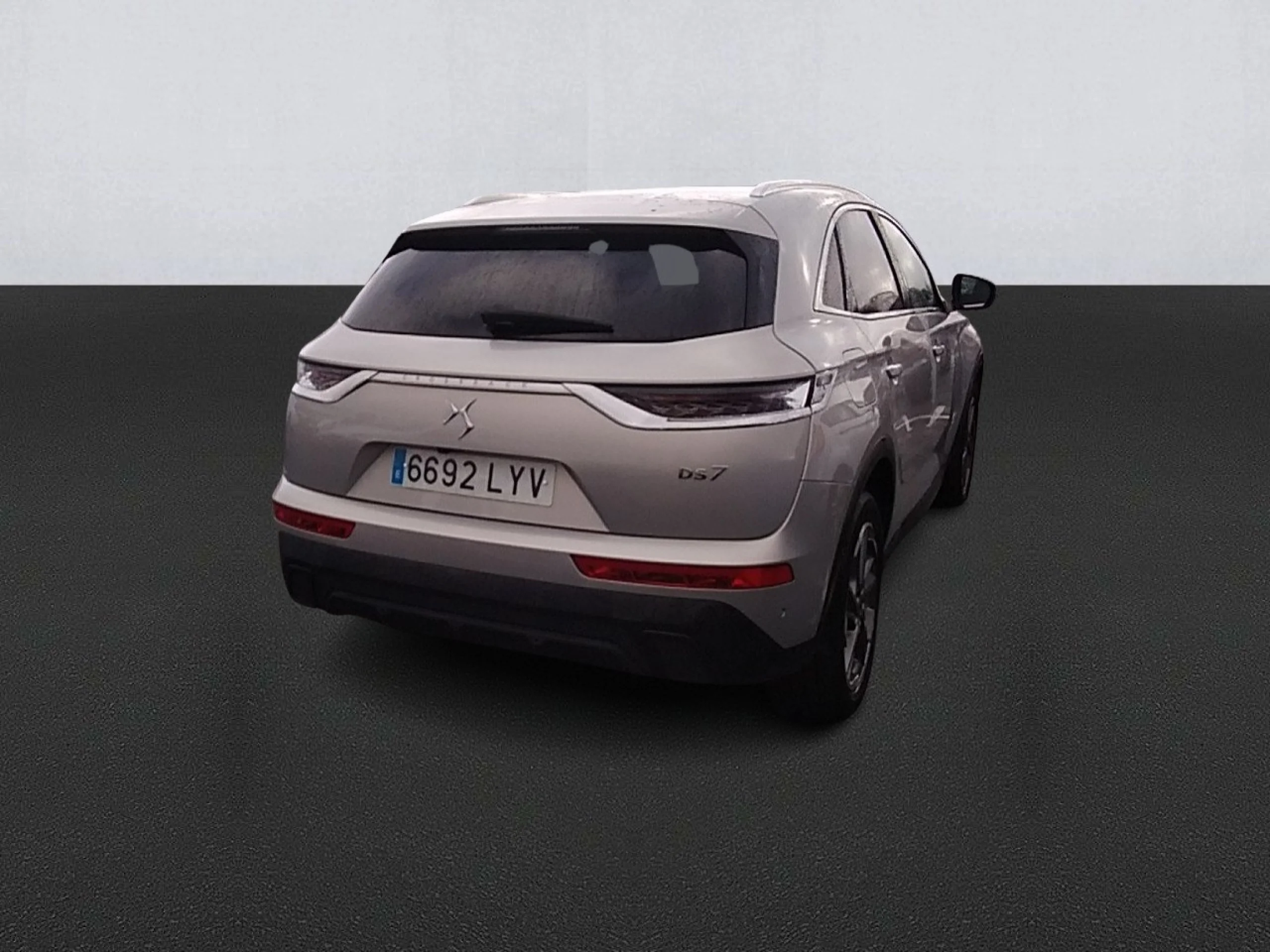 DS DS7 Crossback DS 7 CROSSBACK BlueHDi DE 96kW (130CV) AT Bastille + - Foto 4