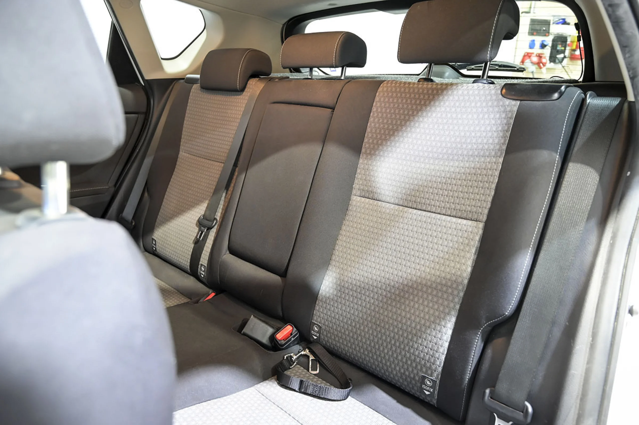 Toyota Auris 1.8 140H Hybrid Feel - Foto 14