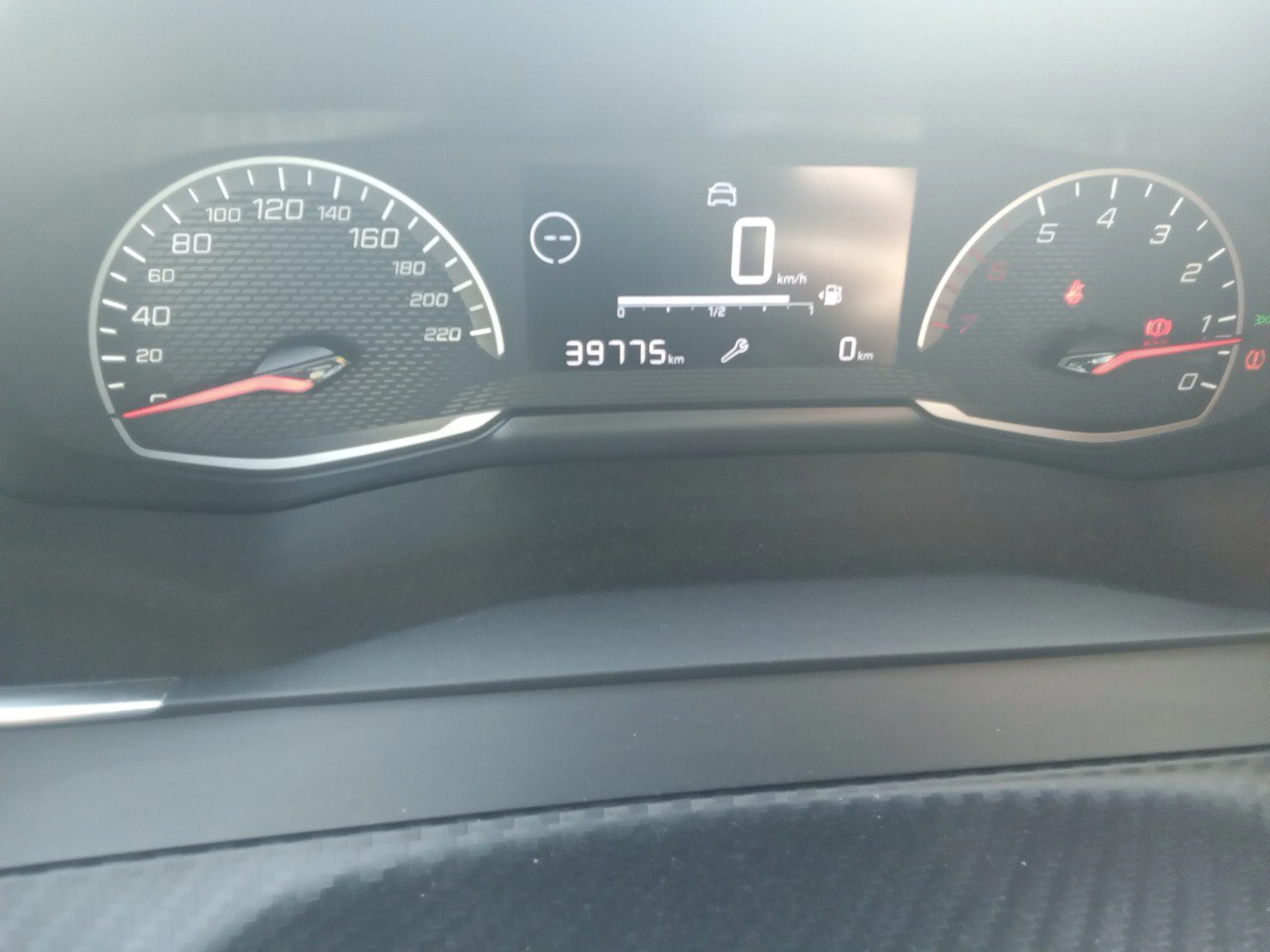 Peugeot 208 BlueHDi 73kW (100CV) Active - Foto 8