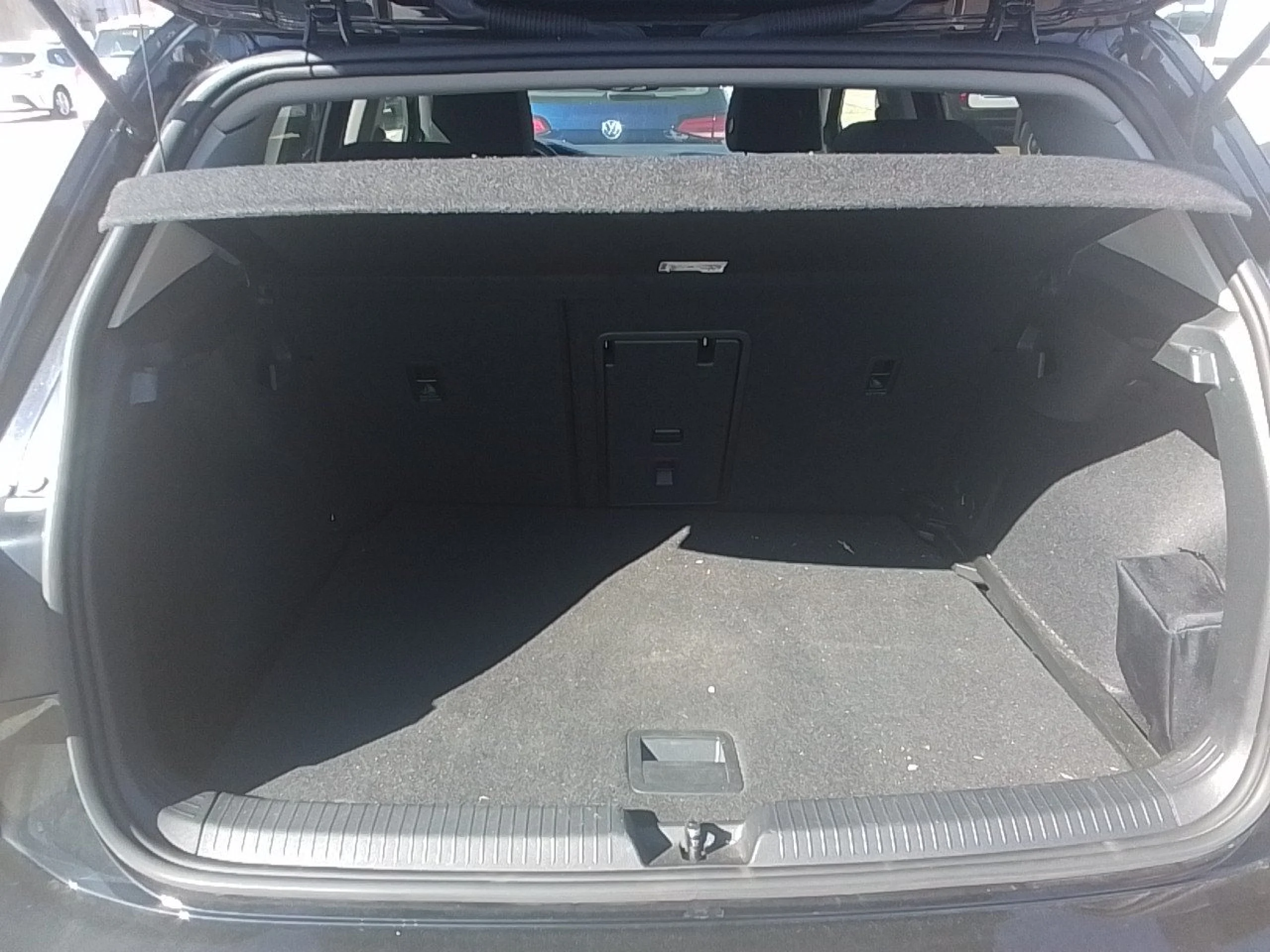 Volkswagen Golf Life 2.0 TDI 85kW (115CV) DSG - Foto 7