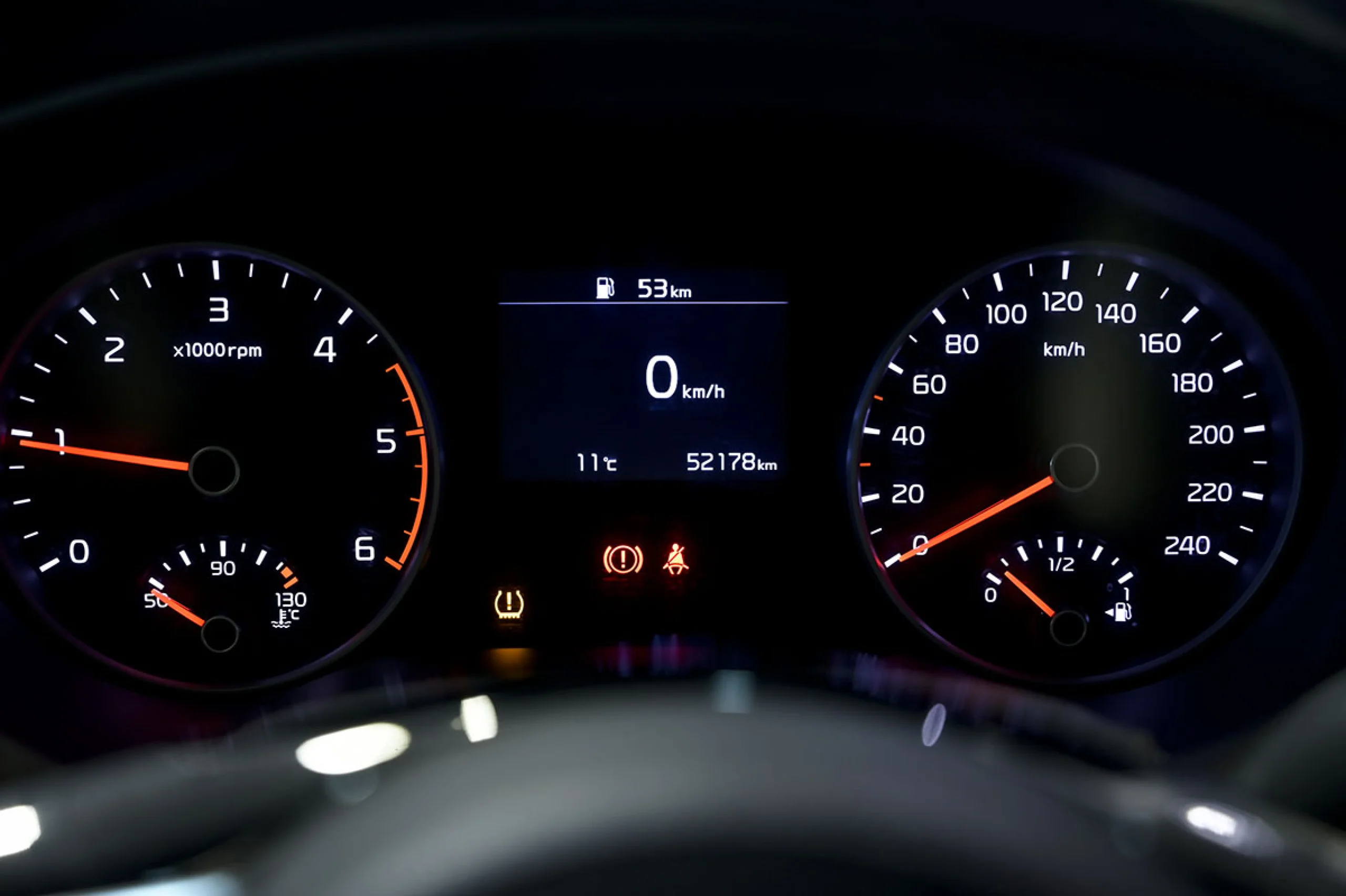 Kia Sportage 1.6 MHEV Business DCT 100kW 136CV 4X2 - Foto 7