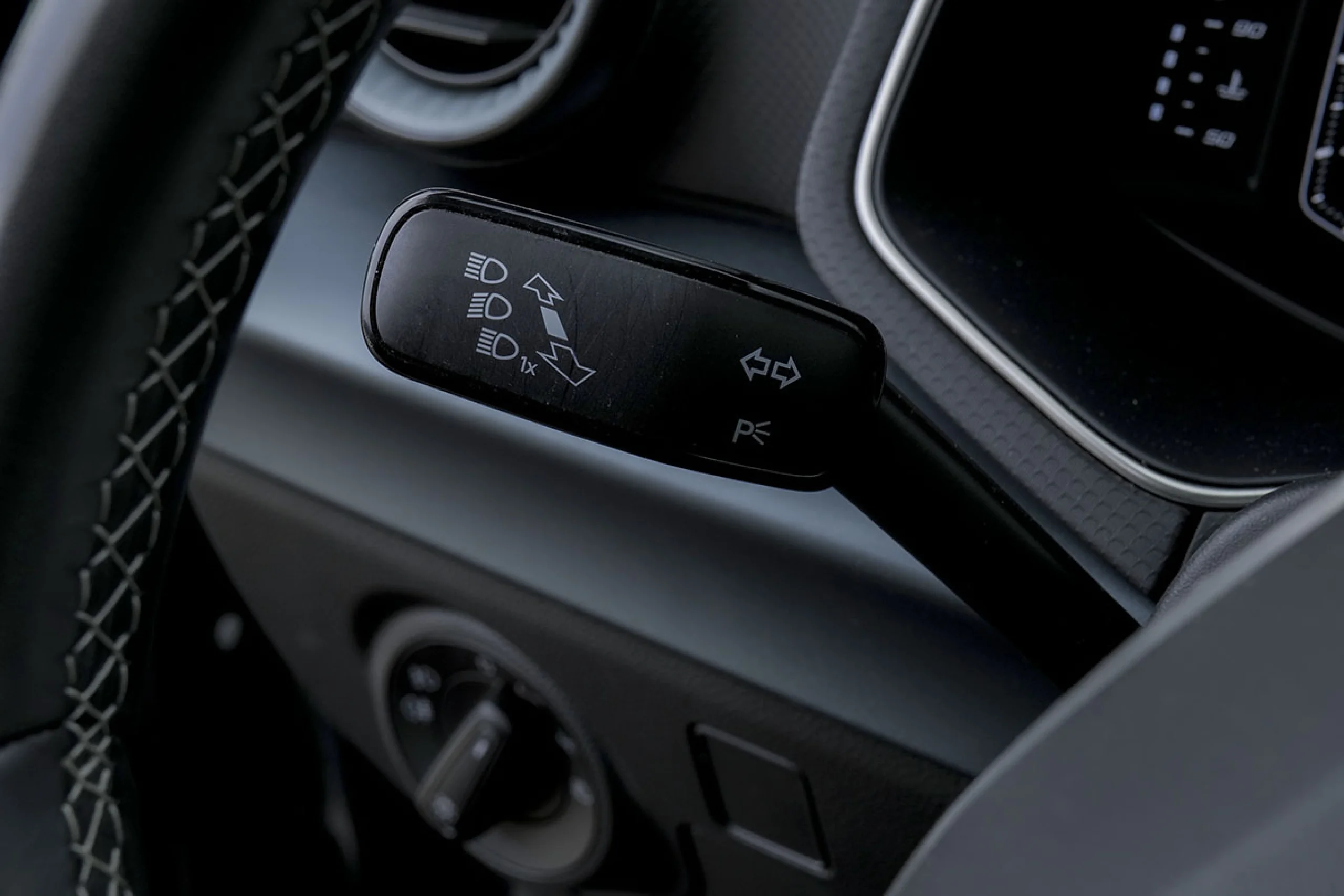 Seat Arona 1.0 TSI 85kW 115CV Xcellence - Foto 19