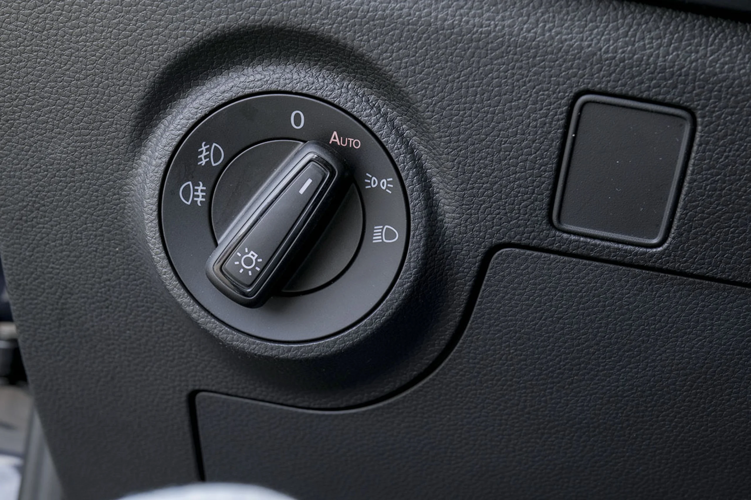 Seat Arona 1.0 TSI 85kW 115CV Xcellence - Foto 17