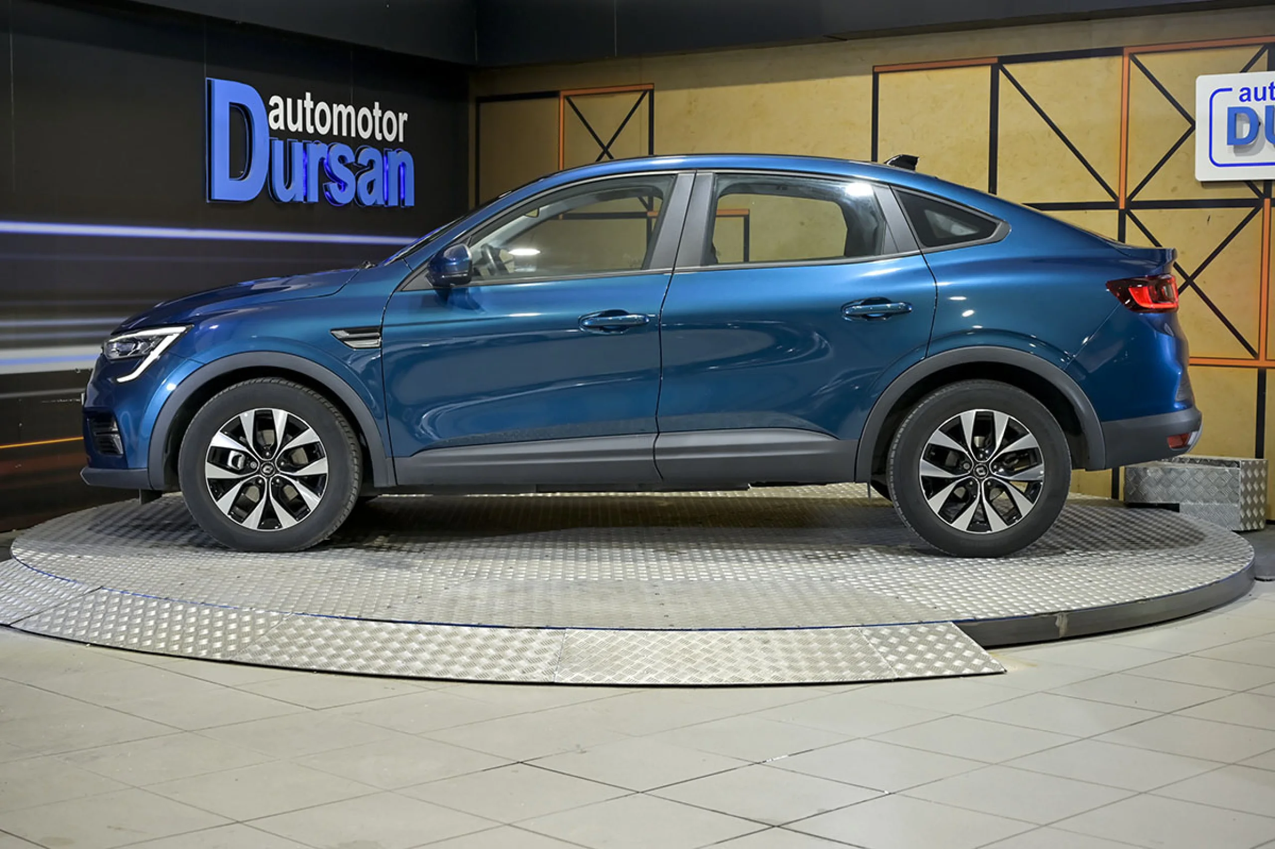 Renault Arkana Equilibre ETECH full hybr. 105kW145CV - Foto 18