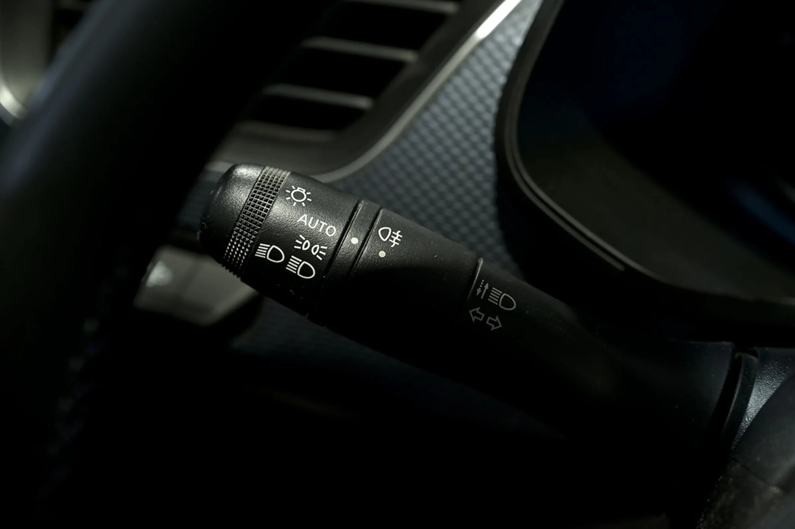 Renault Arkana Equilibre ETECH full hybr. 105kW145CV - Foto 24