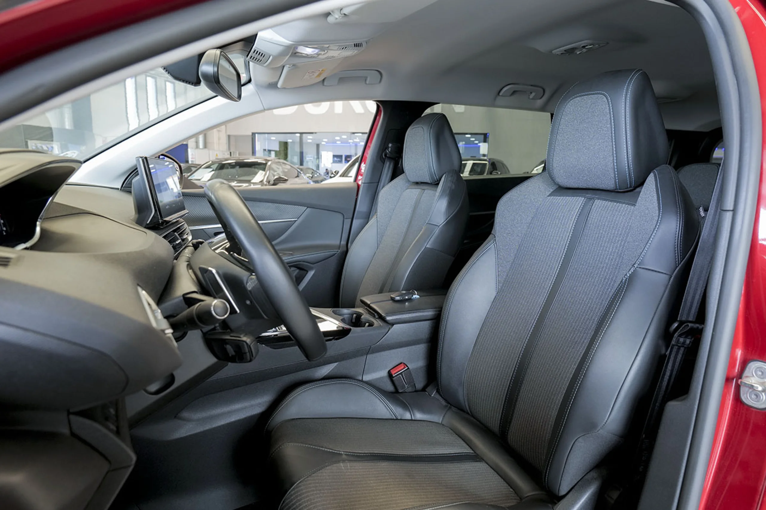 Peugeot 5008 1.5 BlueHDi 96kW 130CV SS Allure EAT8 - Foto 22