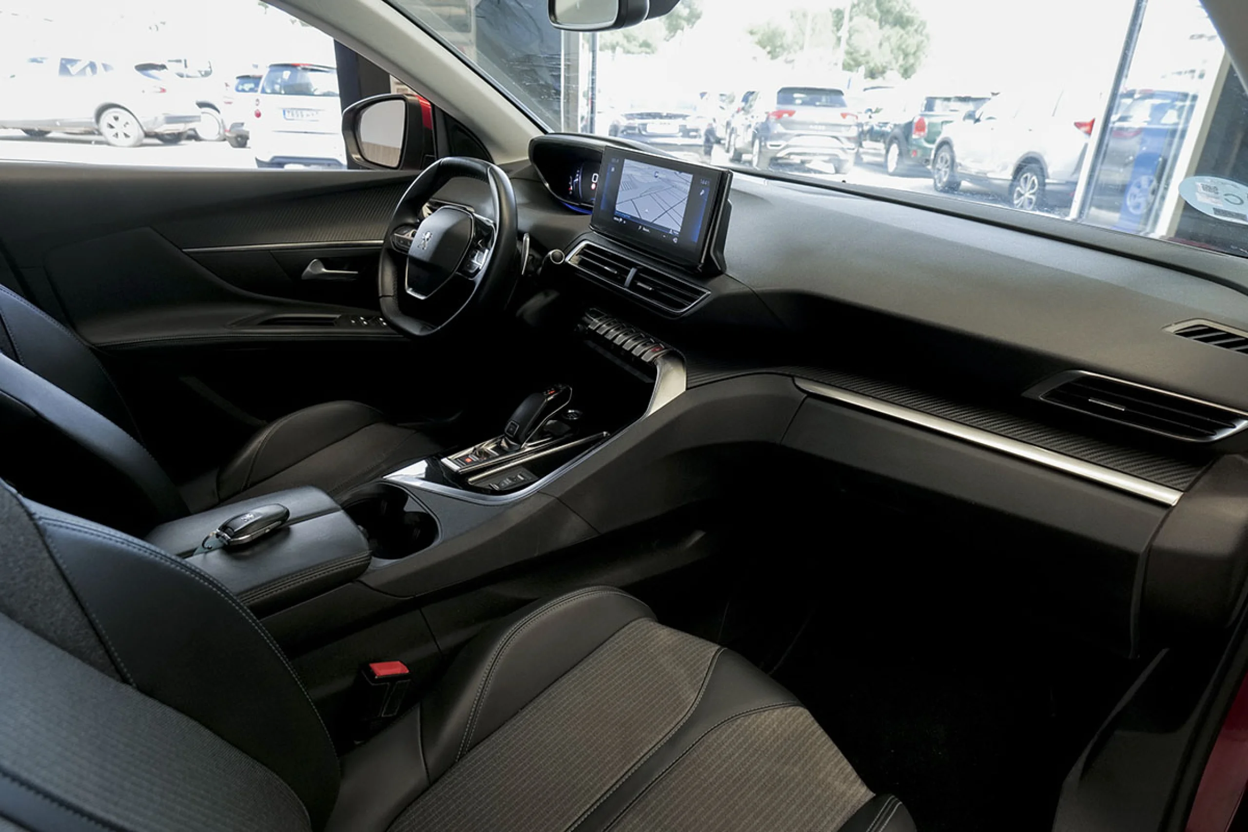 Peugeot 5008 1.5 BlueHDi 96kW 130CV SS Allure EAT8 - Foto 29