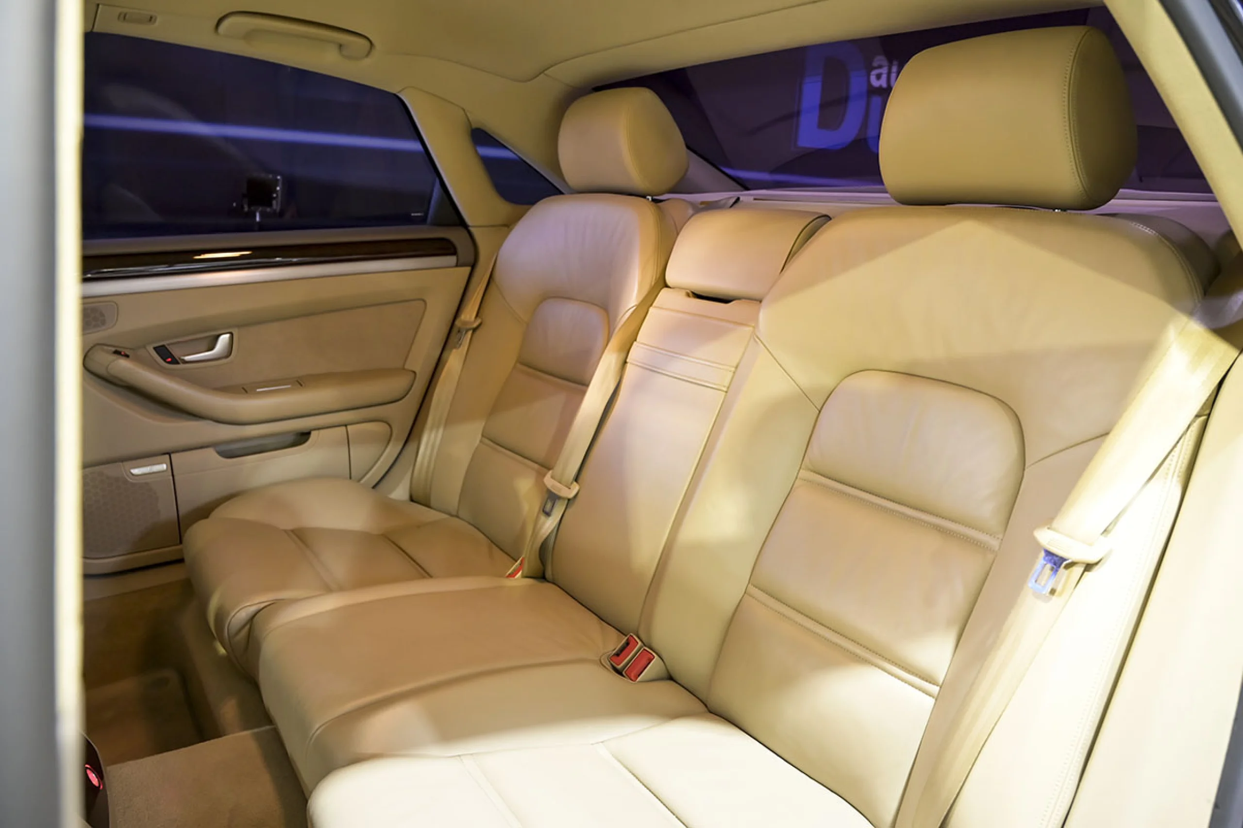 Audi A8 6.0 Quattro Tiptronic - Foto 18