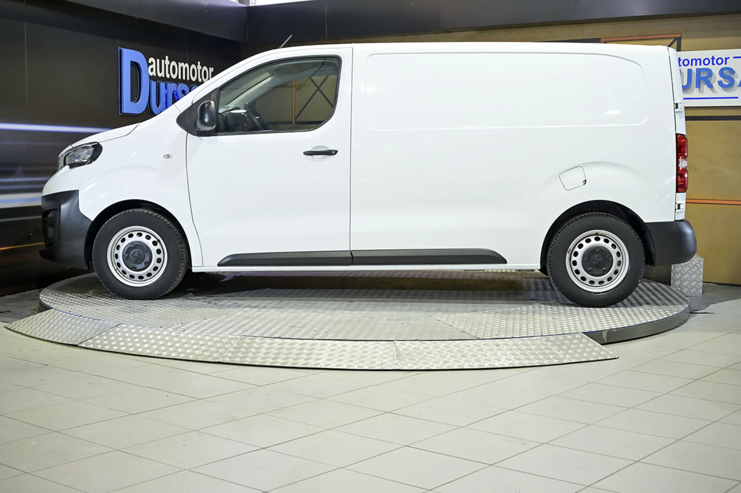 Peugeot Expert Furgon Pro 1.5 BlueHDi 120 SS Standard - Foto 19