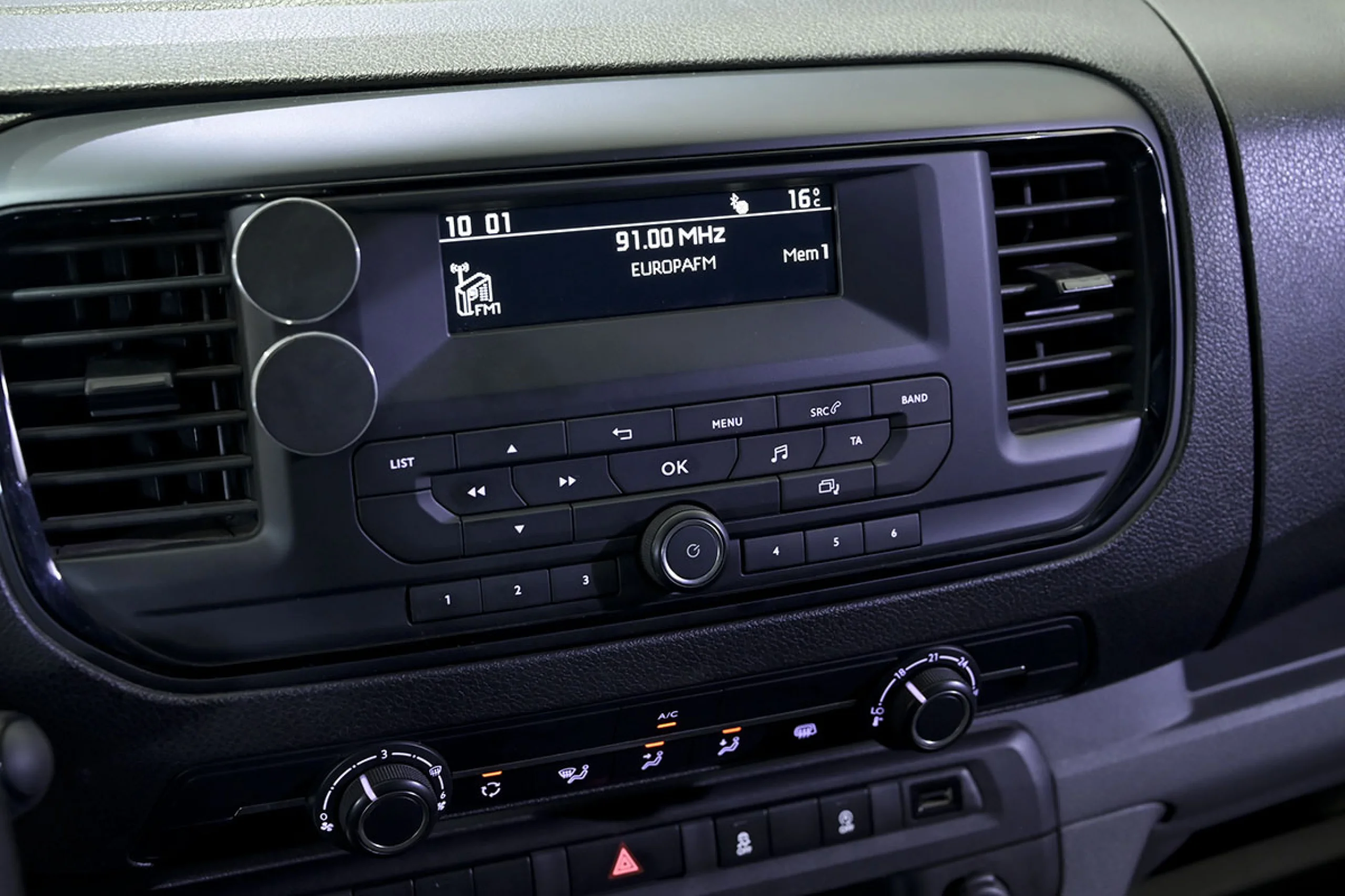 Peugeot Expert Furgon Pro 1.5 BlueHDi 120 SS Standard - Foto 9