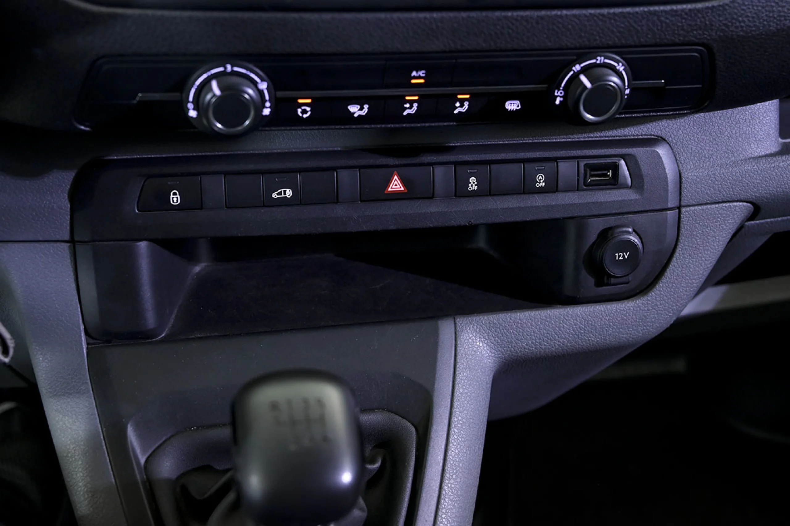 Peugeot Expert Furgon Pro 1.5 BlueHDi 120 SS Standard - Foto 29