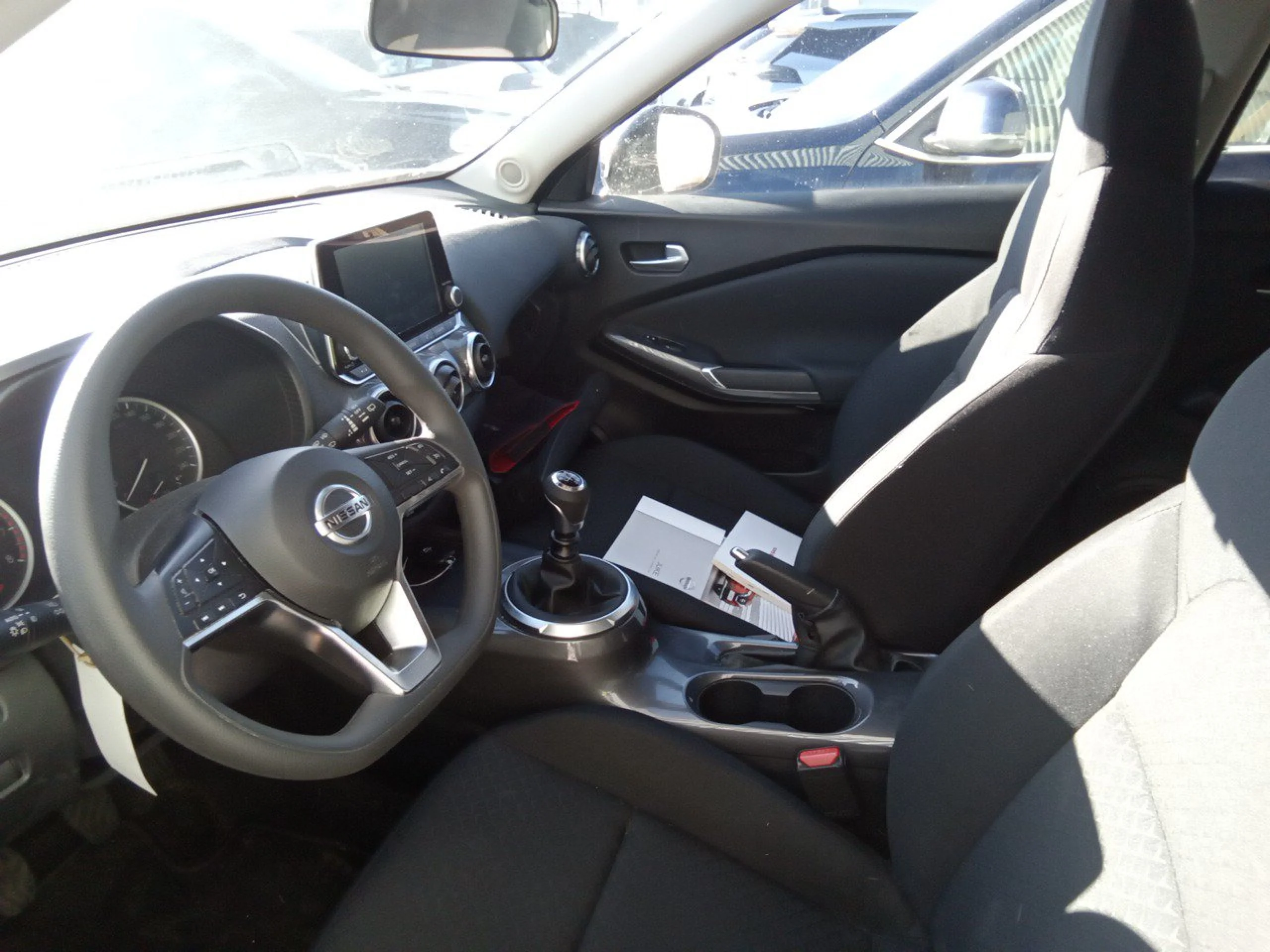 Nissan Juke DIG-T 84 kW (114 CV) 6M/T Acenta - Foto 7