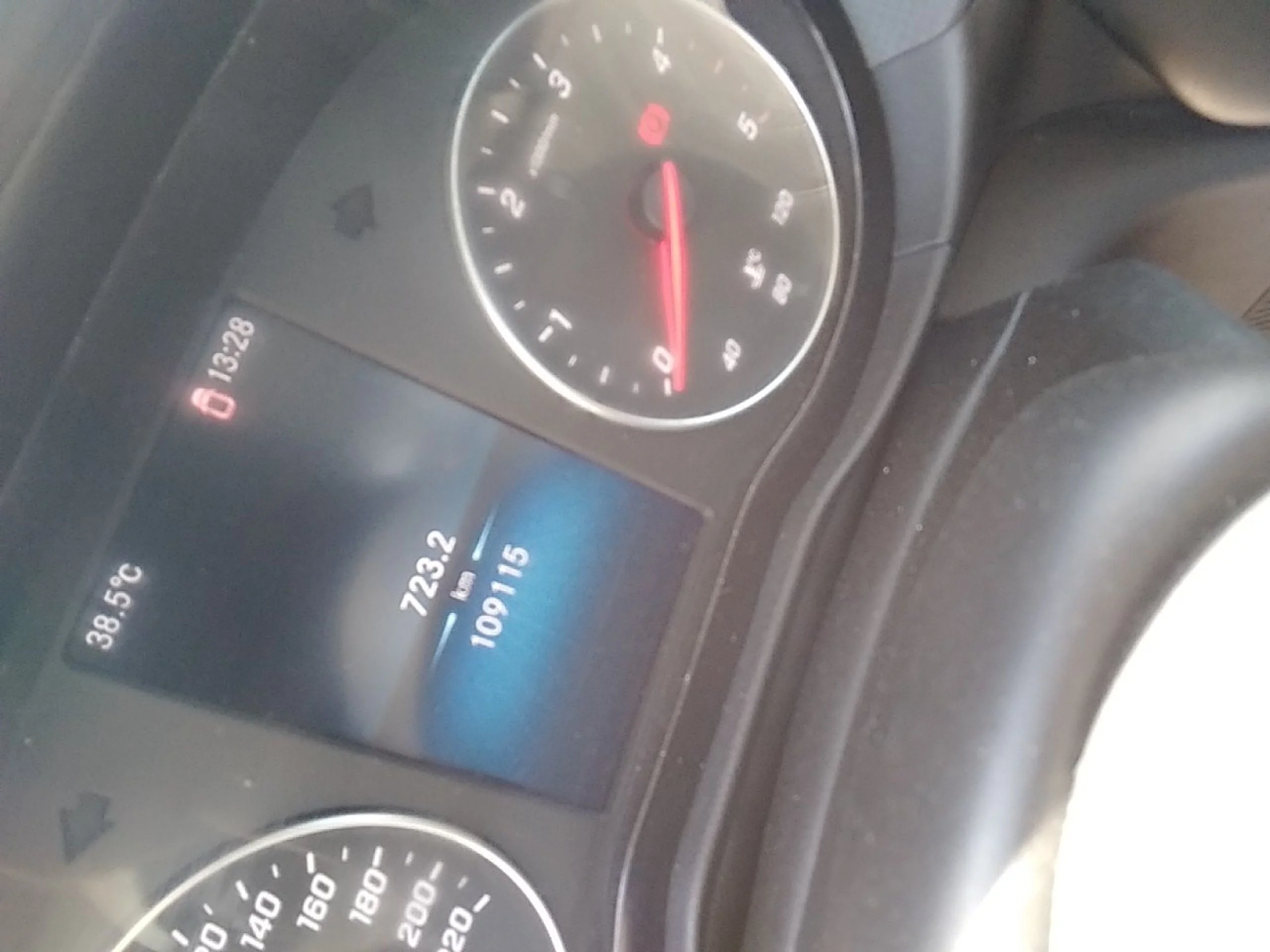 Mercedes-Benz Citan MERCEDES CITAN 110 CDI 70kW Tourer Base Largo - Foto 8