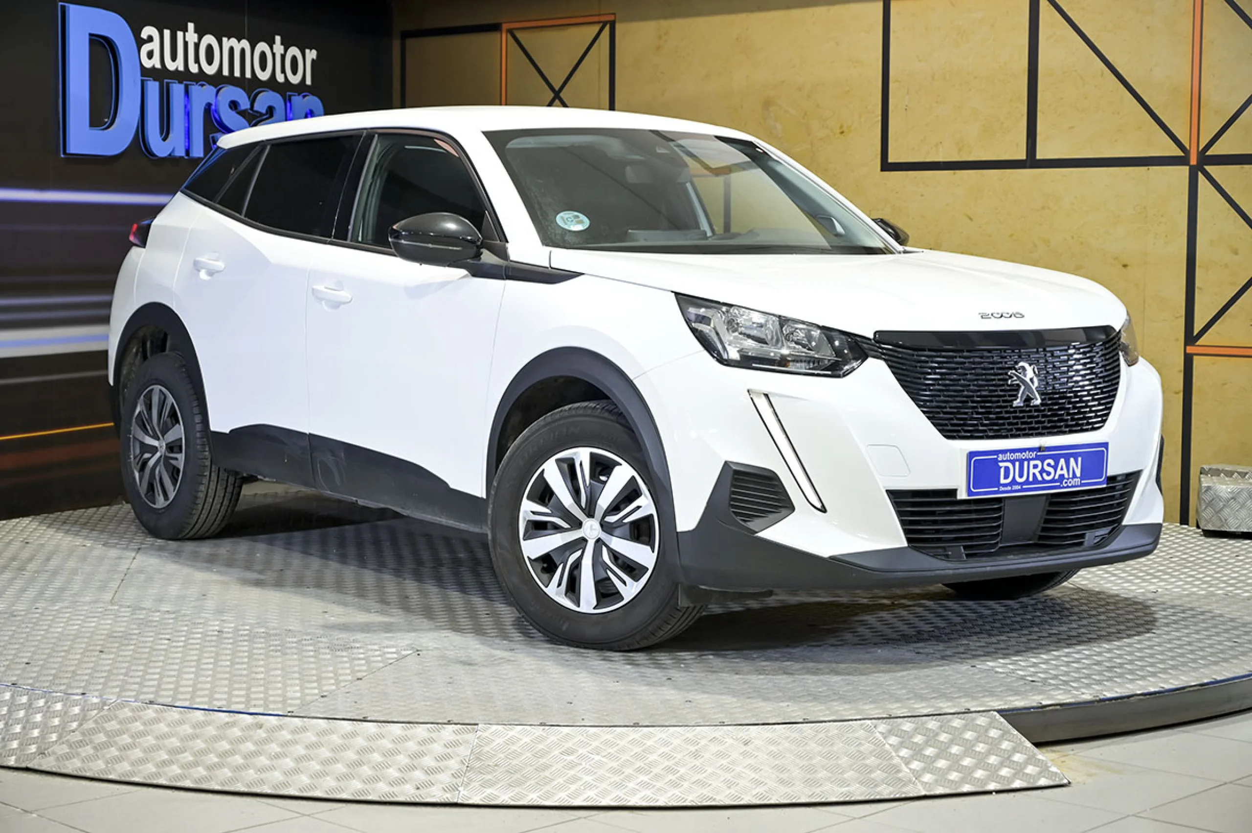 Peugeot 2008 Active BlueHDI 81kW 110CV - Foto 3