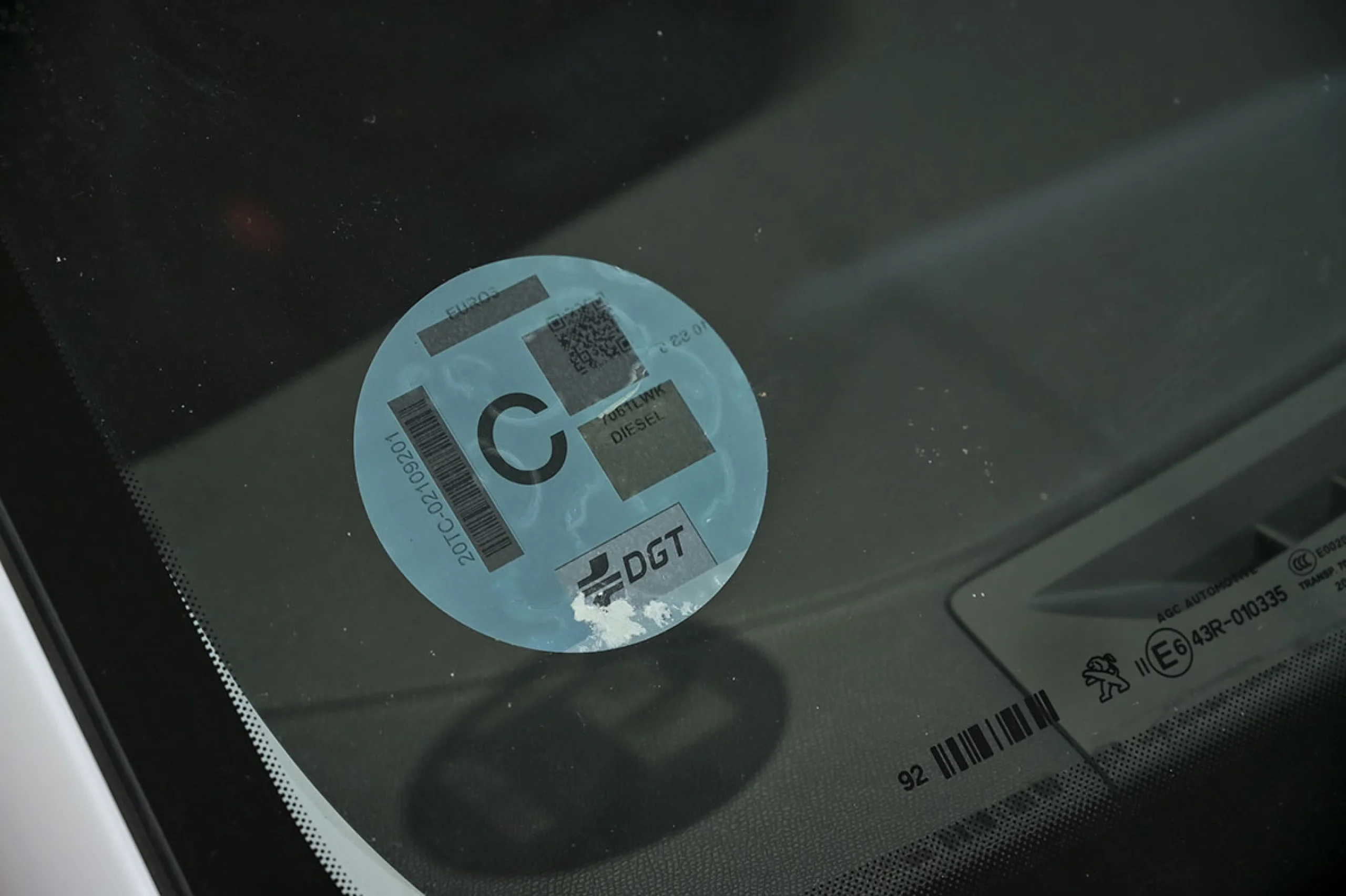 Peugeot 2008 Active BlueHDI 81kW 110CV - Foto 11