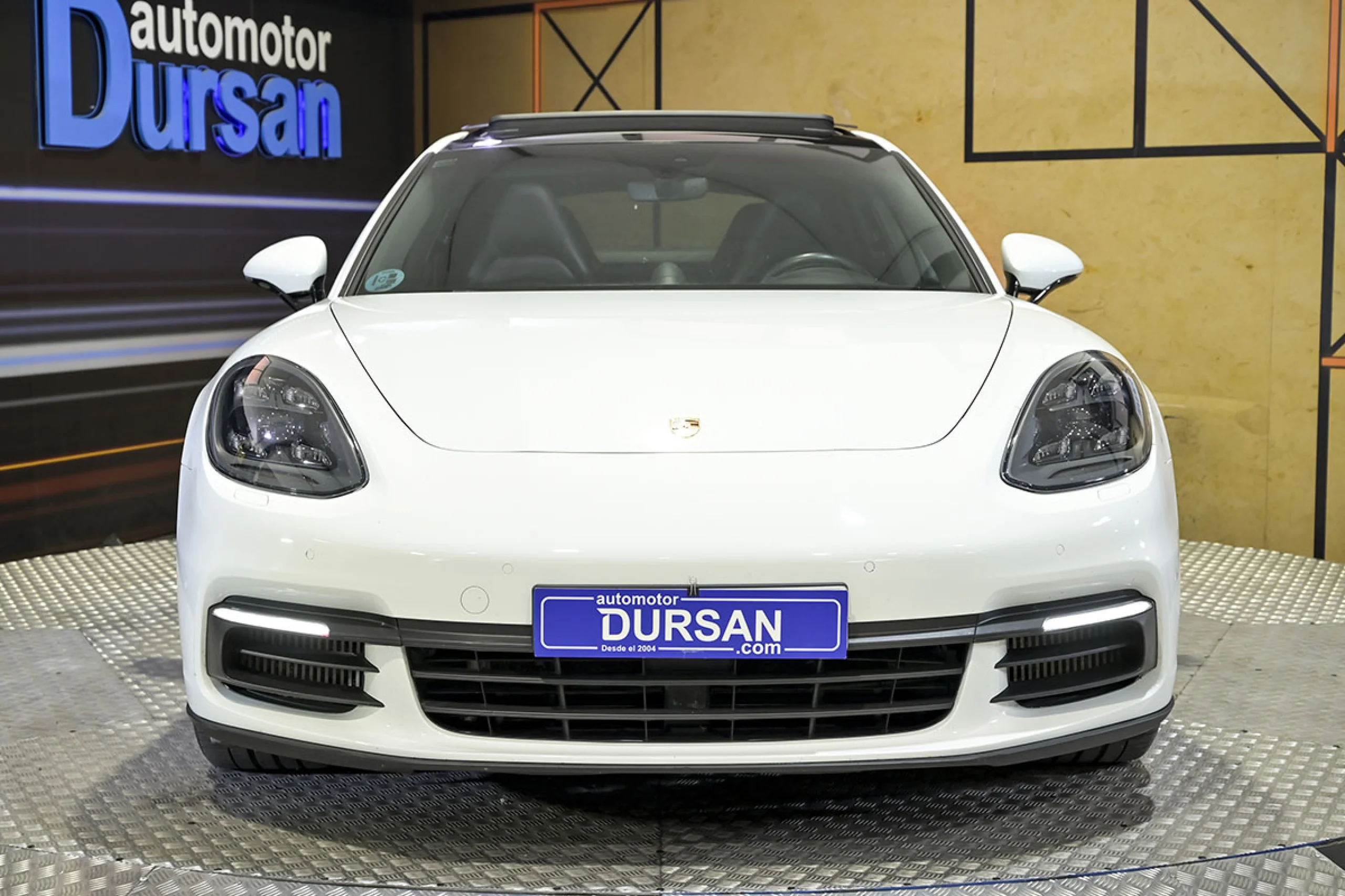 Porsche Panamera 4S - Foto 2
