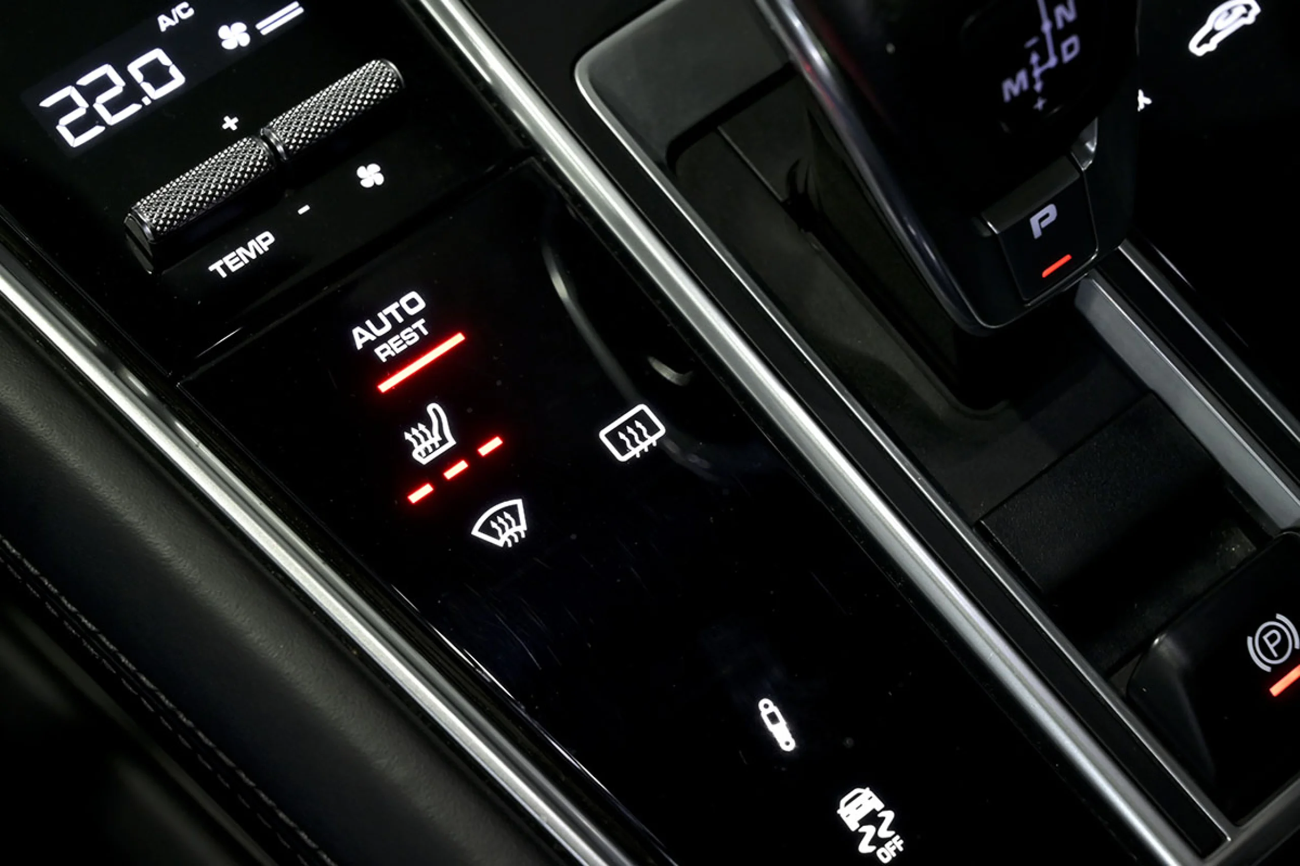 Porsche Panamera 4S - Foto 38