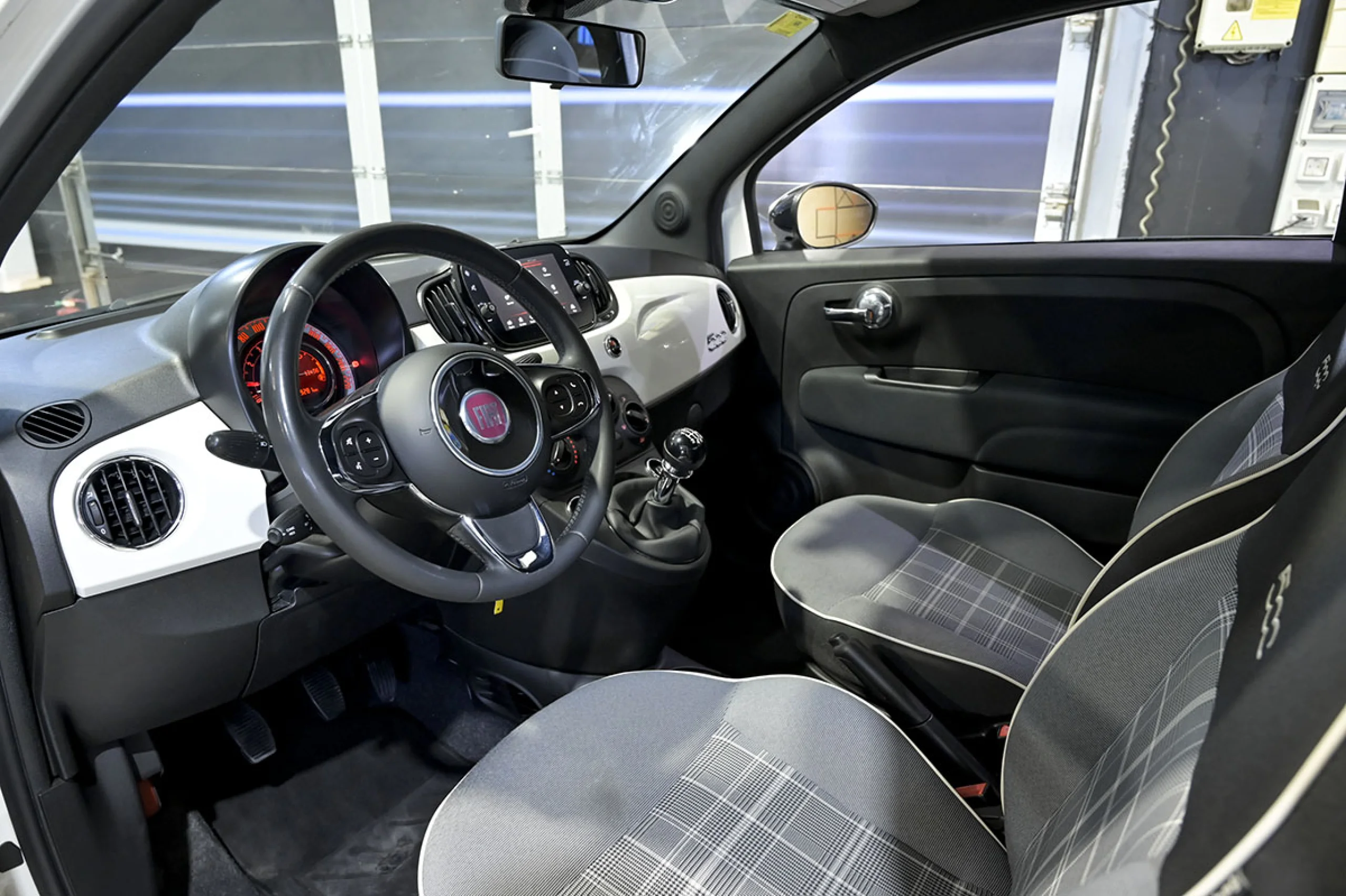 Fiat 500 Lounge 1.0 6v GSE 52KW 70 CV - Foto 4