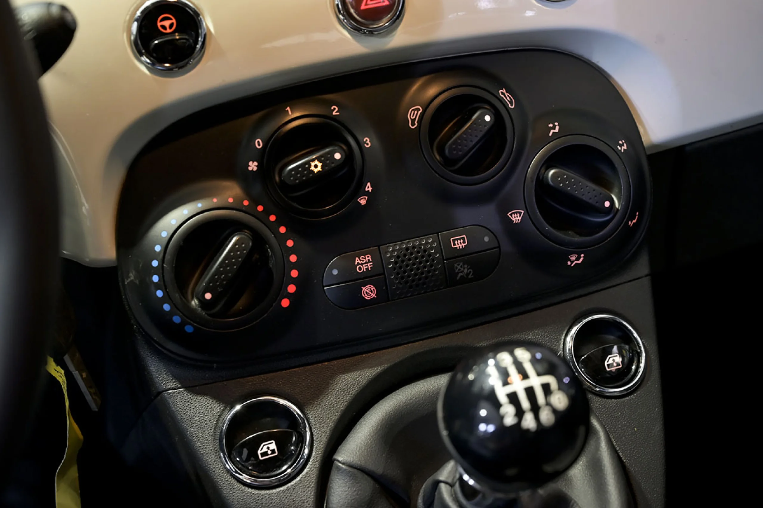 Fiat 500 Lounge 1.0 6v GSE 52KW 70 CV - Foto 30