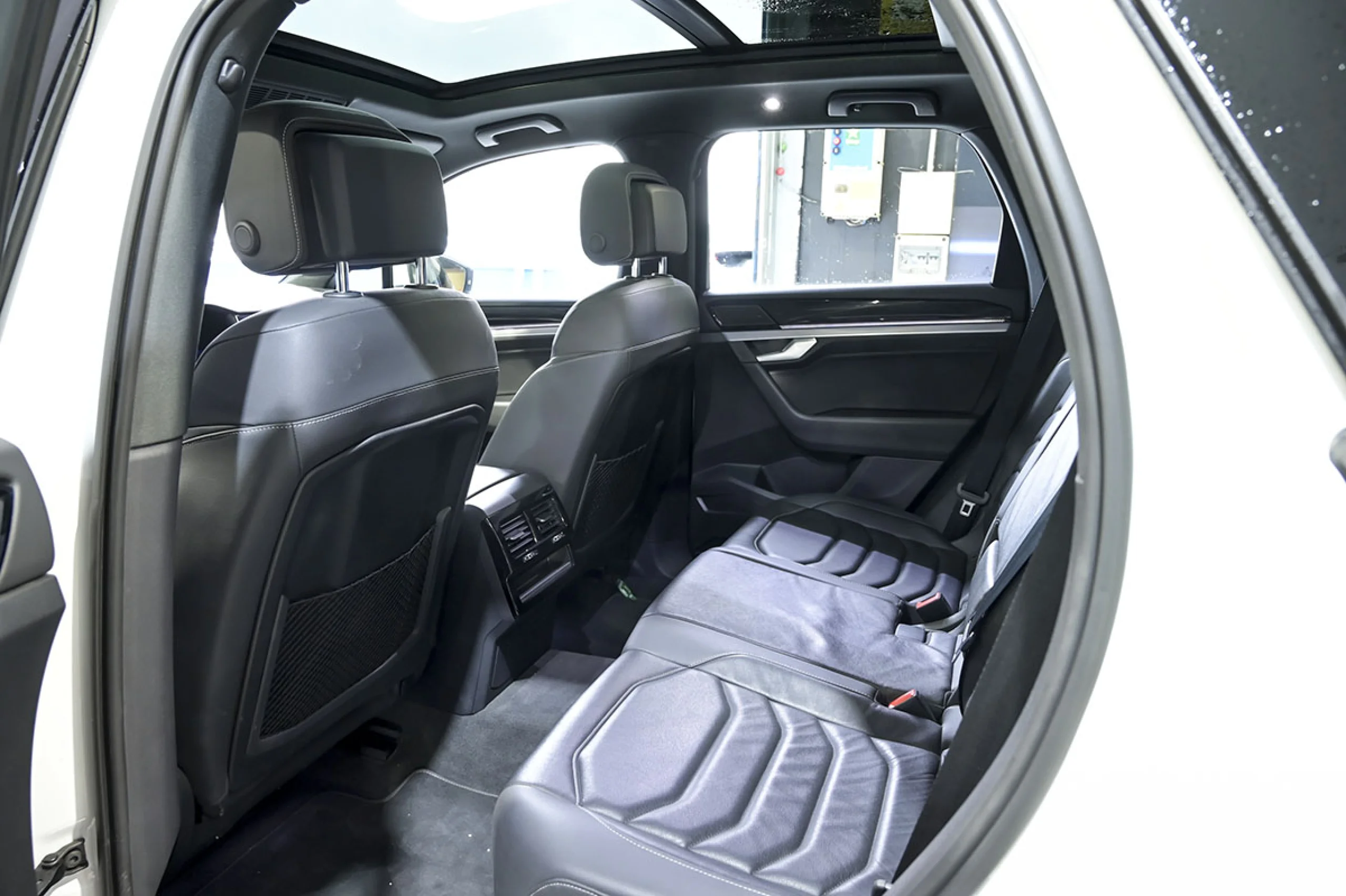 Volkswagen Touareg RLine 3.0 V6 TDI 210kW Tip 4M - Foto 17