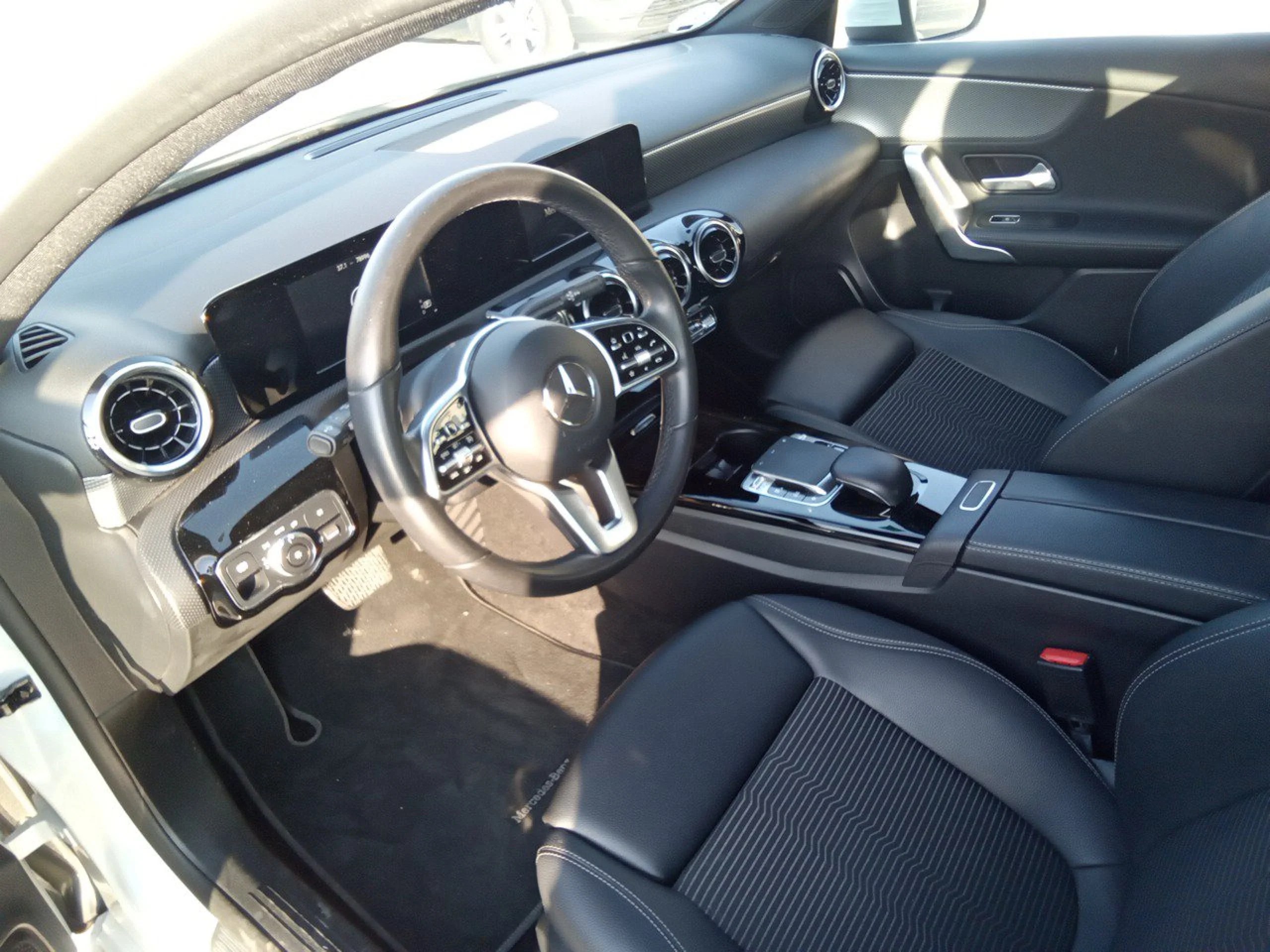 Mercedes-Benz A 180 MERCEDES A-CLASS A 180 d - Foto 7