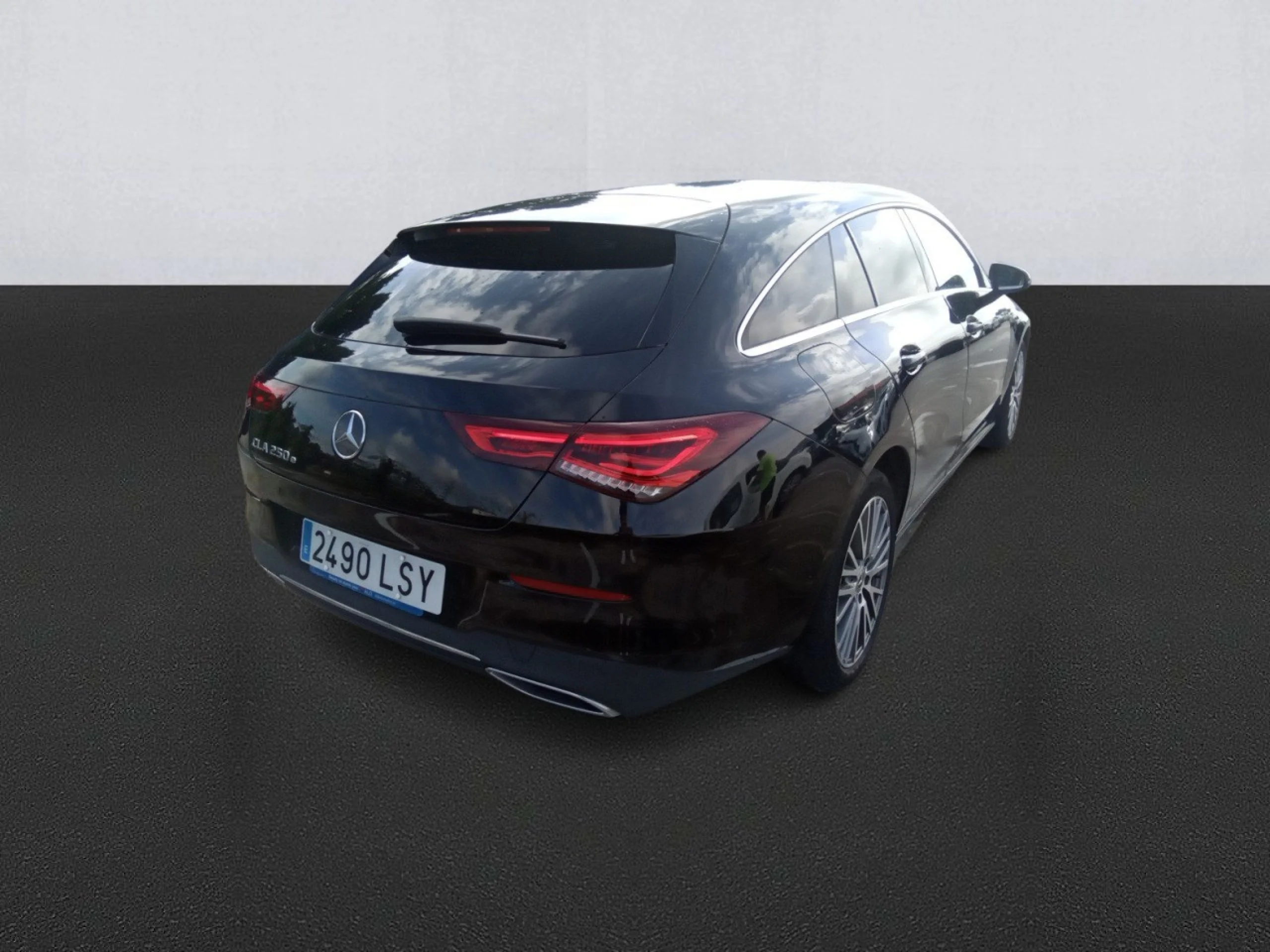 Mercedes-Benz GLA 250 MERCEDES CLA  250 e Shooting Brake - Foto 4