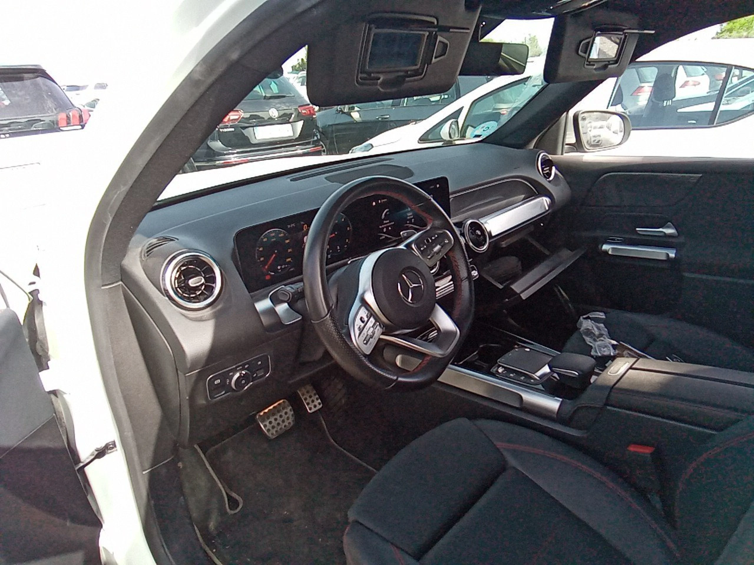 Mercedes-Benz GLB 200 MERCEDES GLB 2.0  200 D DCT 110KW (150CV) - Foto 7